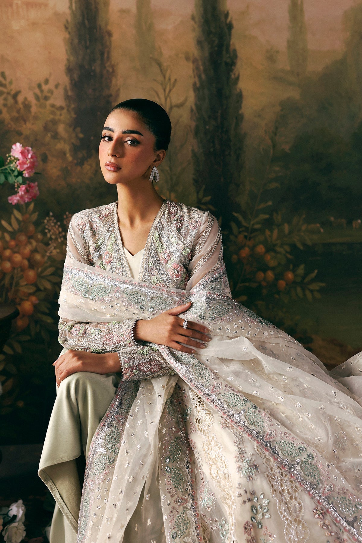 Afrozeh | La Fuchsia '26 | Queen - Image 3