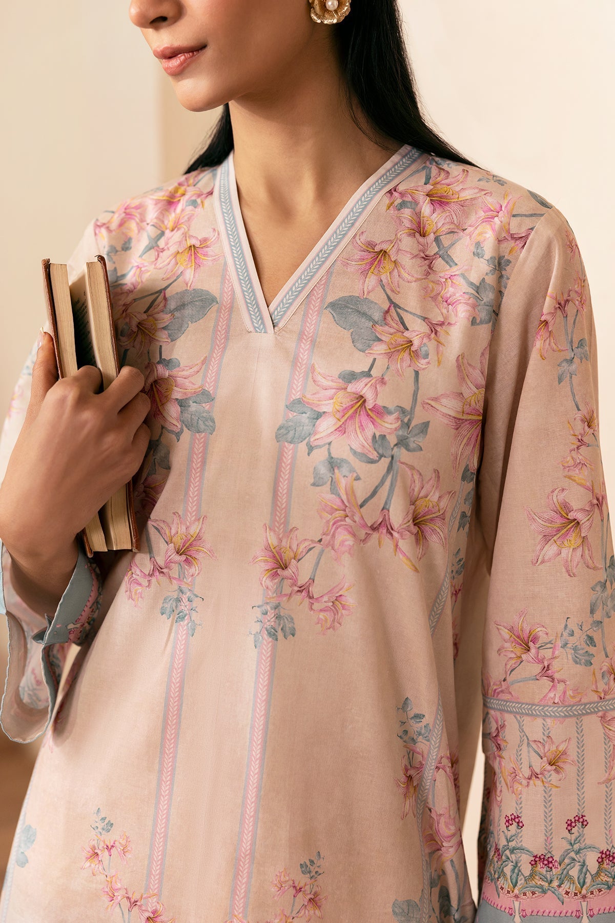 Sahar | Selene 25 | Ivory Blossom - Riwayat-e-Khas