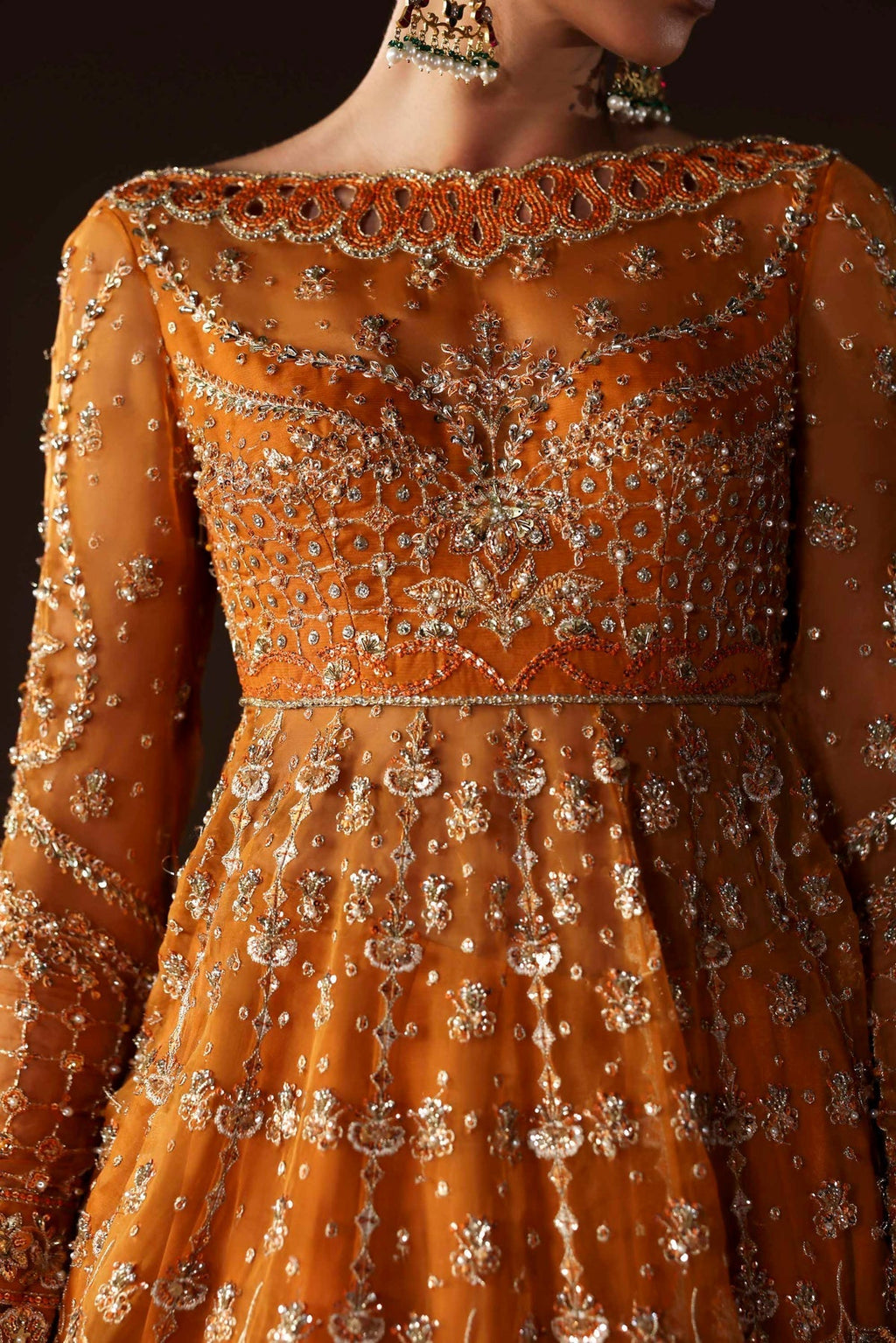 Akbar Aslam | Luxury Formals | Muselet