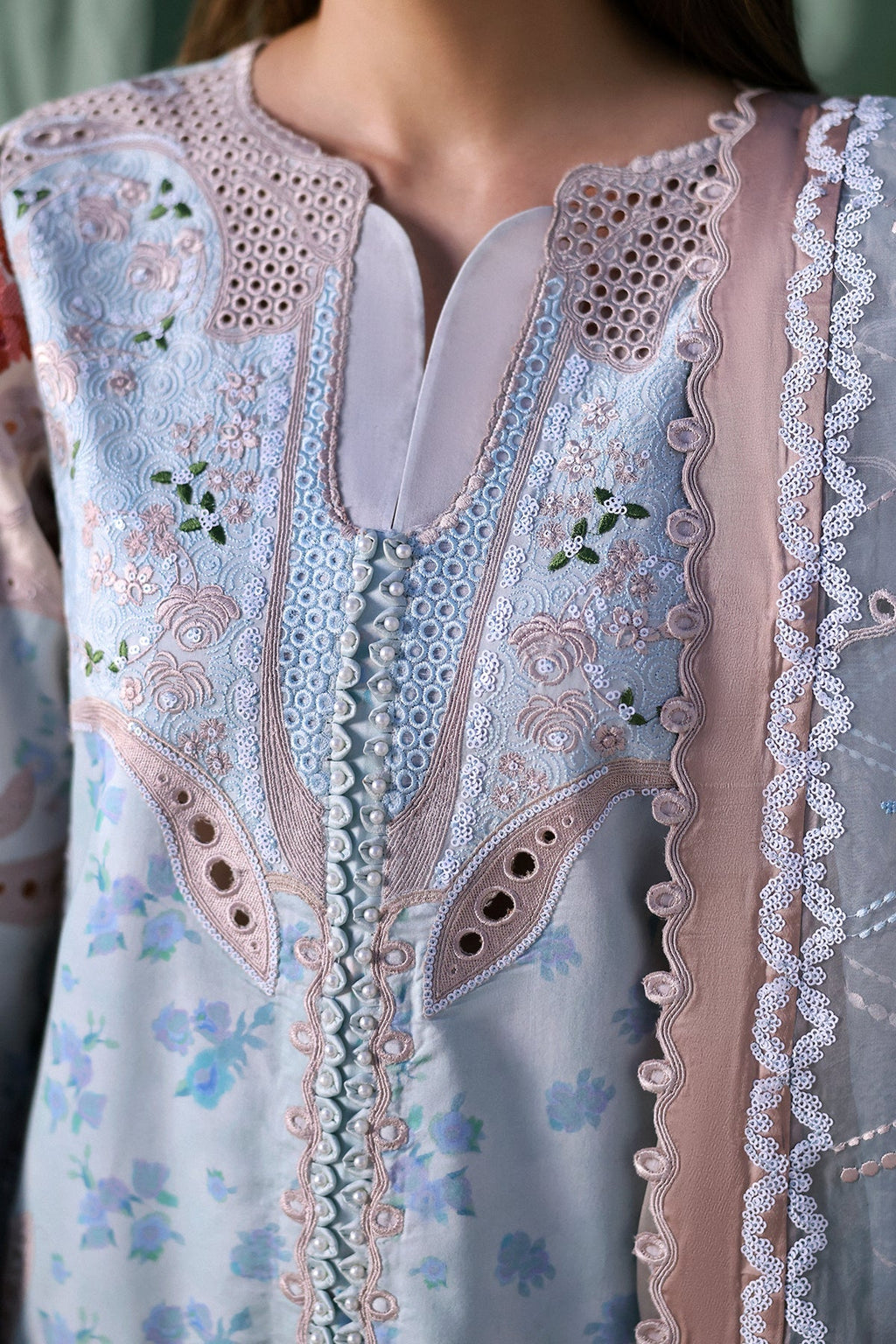 Afrozeh | A Lawn '26 | EIRENE