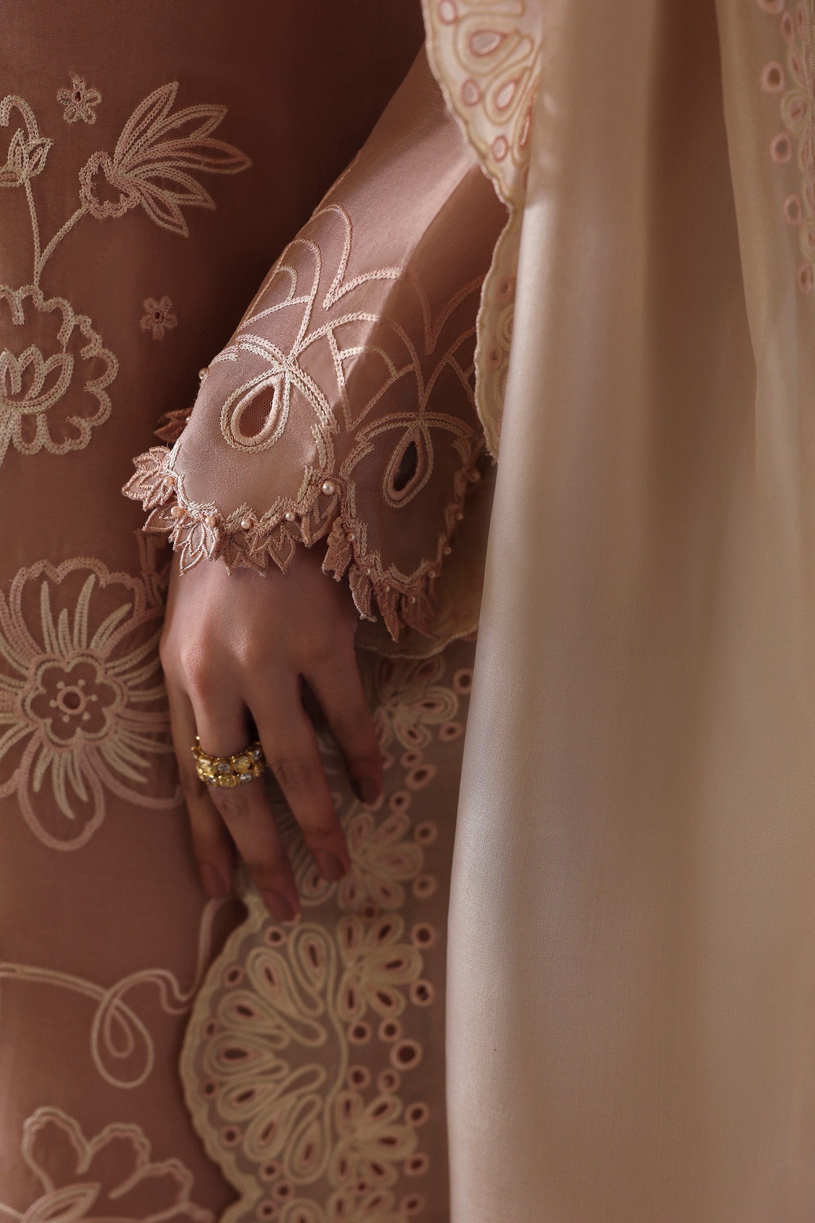 Elan | NOURA | AVAIA (EV-21476)