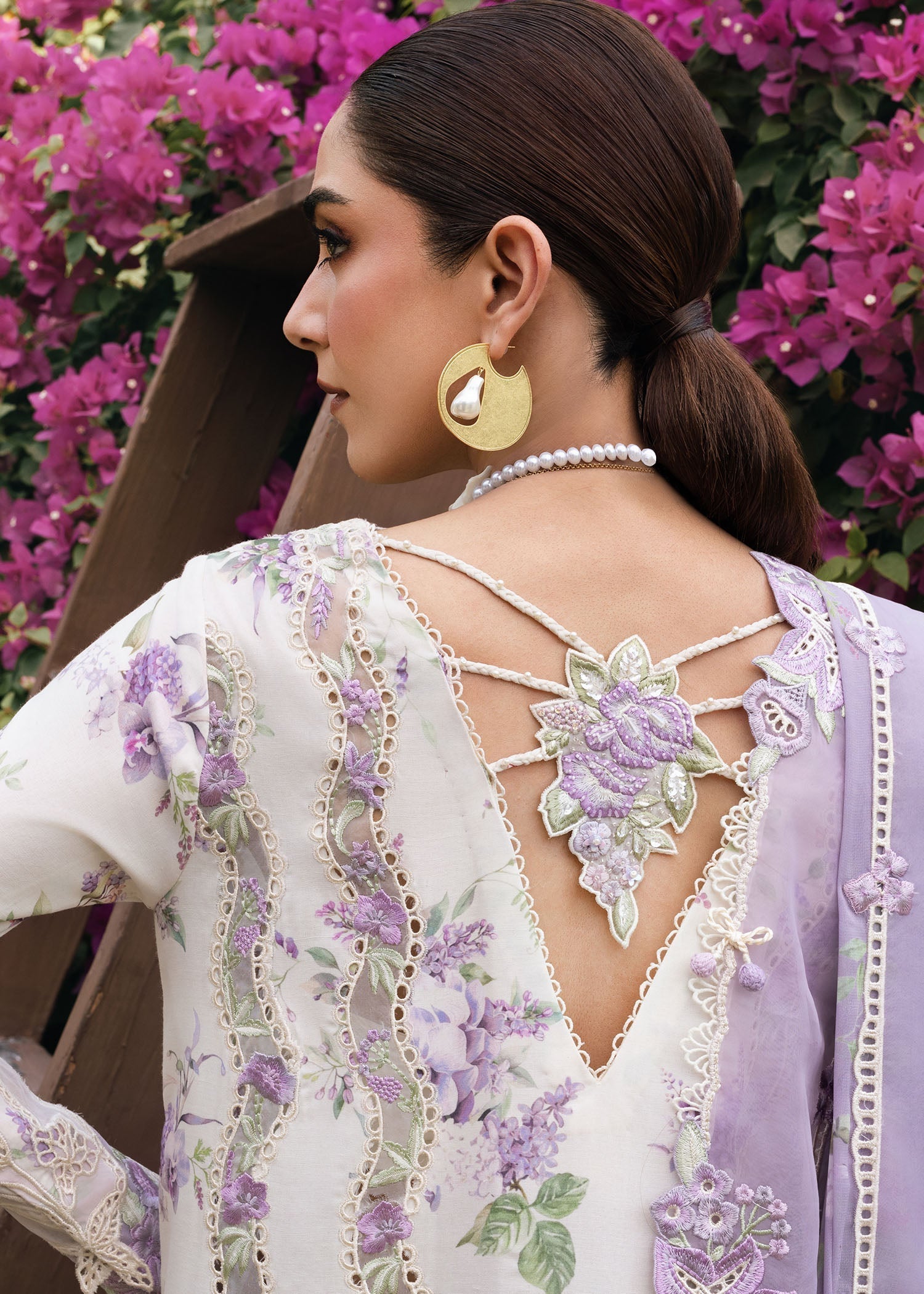 Crimson | Tasawar 25 | LAVENDER FALL - D5B