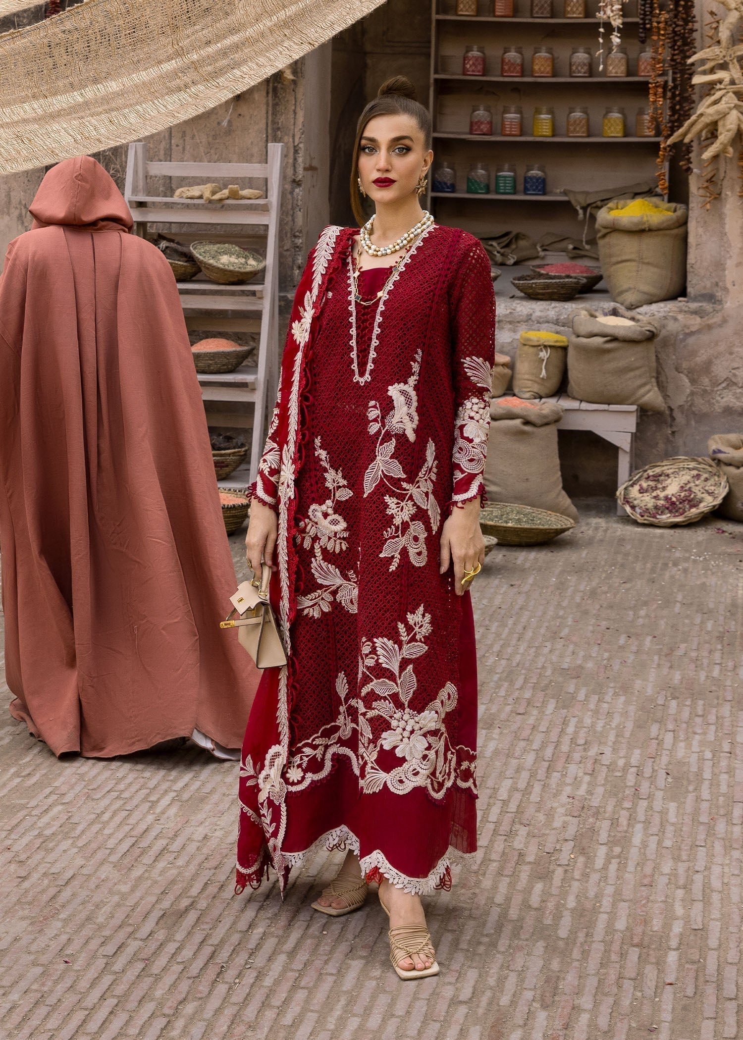 Crimson | Tasawar 25 | ONE TRUE LOVE - D6A