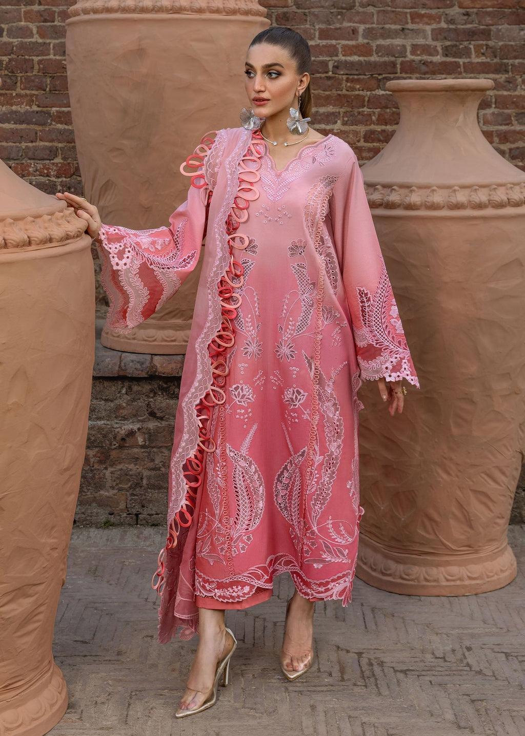 Crimson | Tasawar 25 | ALL THINGS OMBRE - D1B