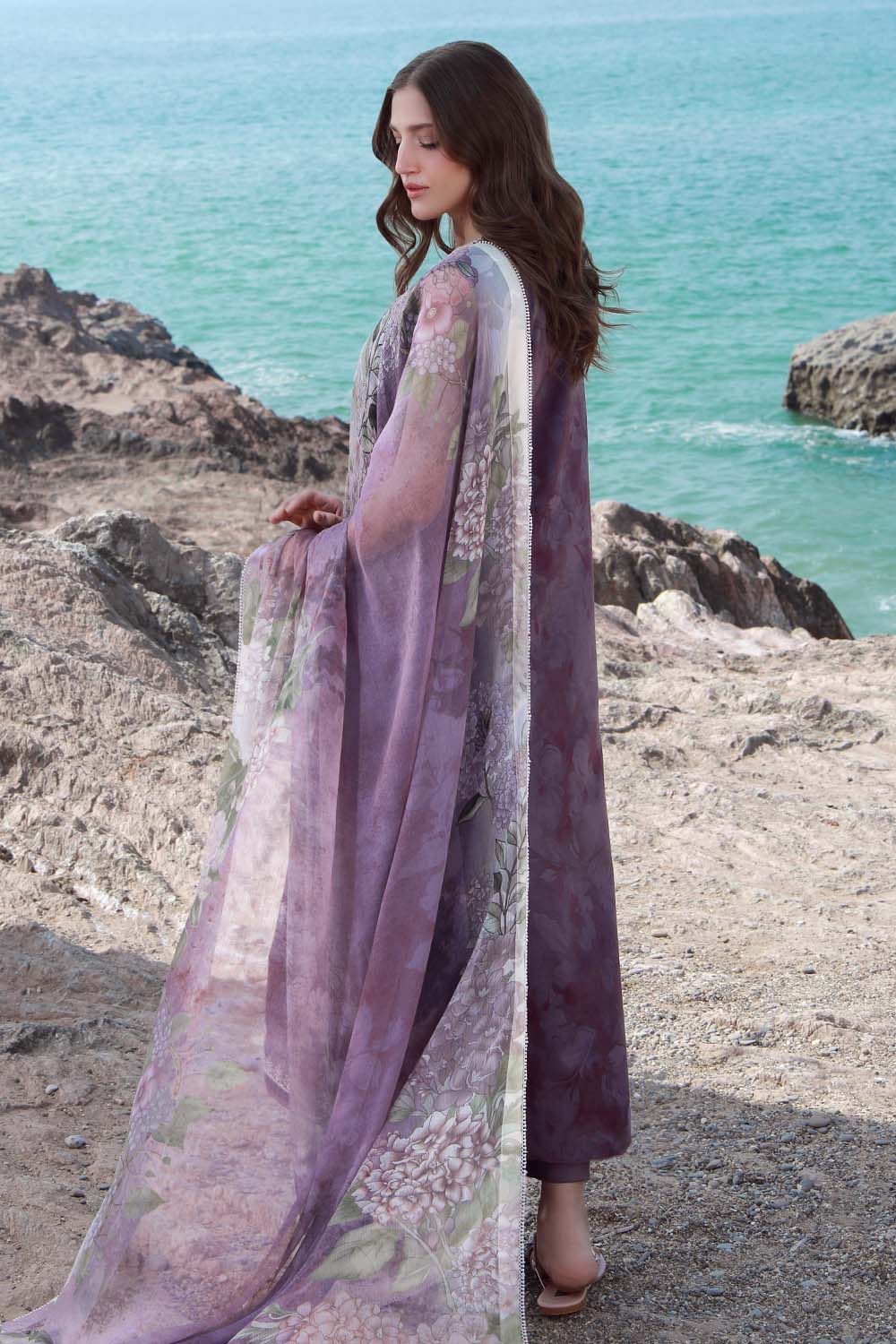 Seran | Afsanah Lawn 25 | MYRA - Riwayat-e-Khas