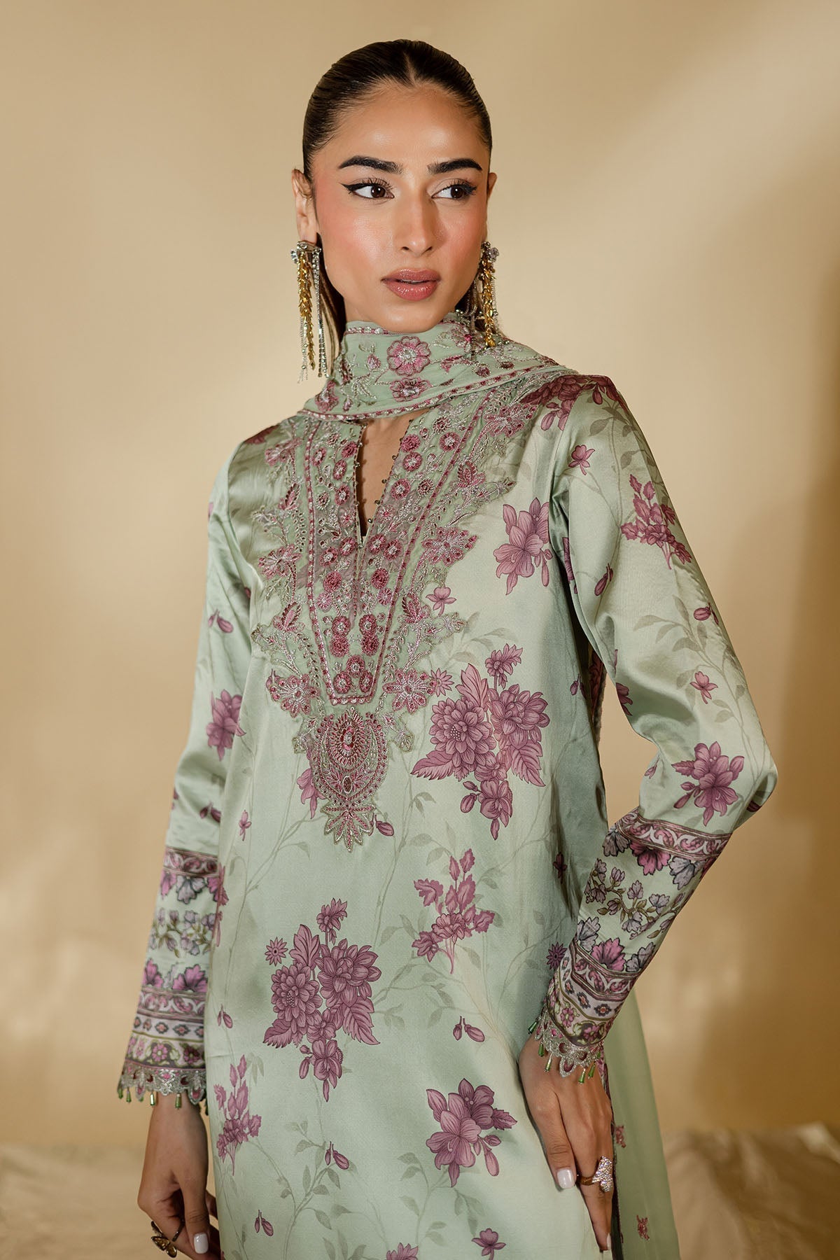Nureh | The Silk | S - 25