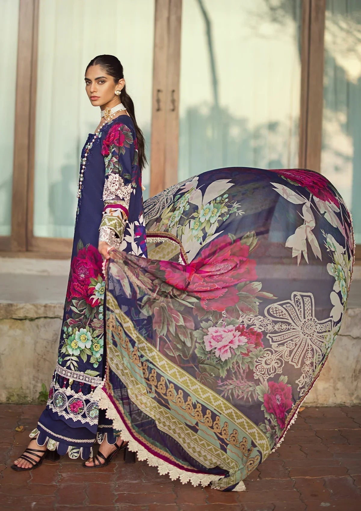 ELAF Signature Embroidered Lawn 3Pc Suit ESL-08A SINCLAIR