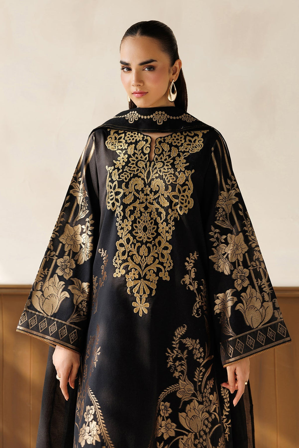 Baroque | Embroidered Lawn | SF-4501