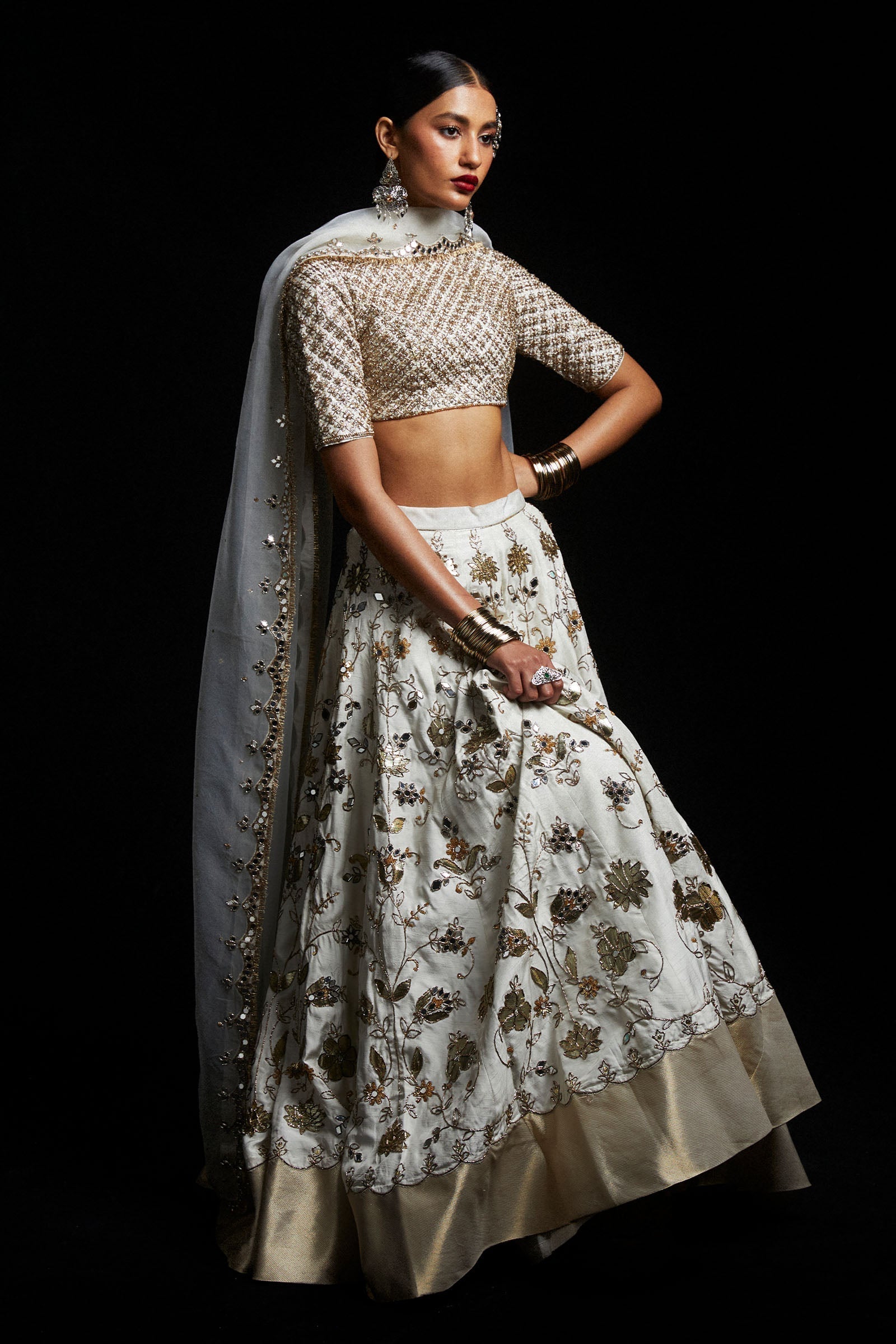 Zara Shahjahan | Chandni Raat Formals 2024 | Kanwal