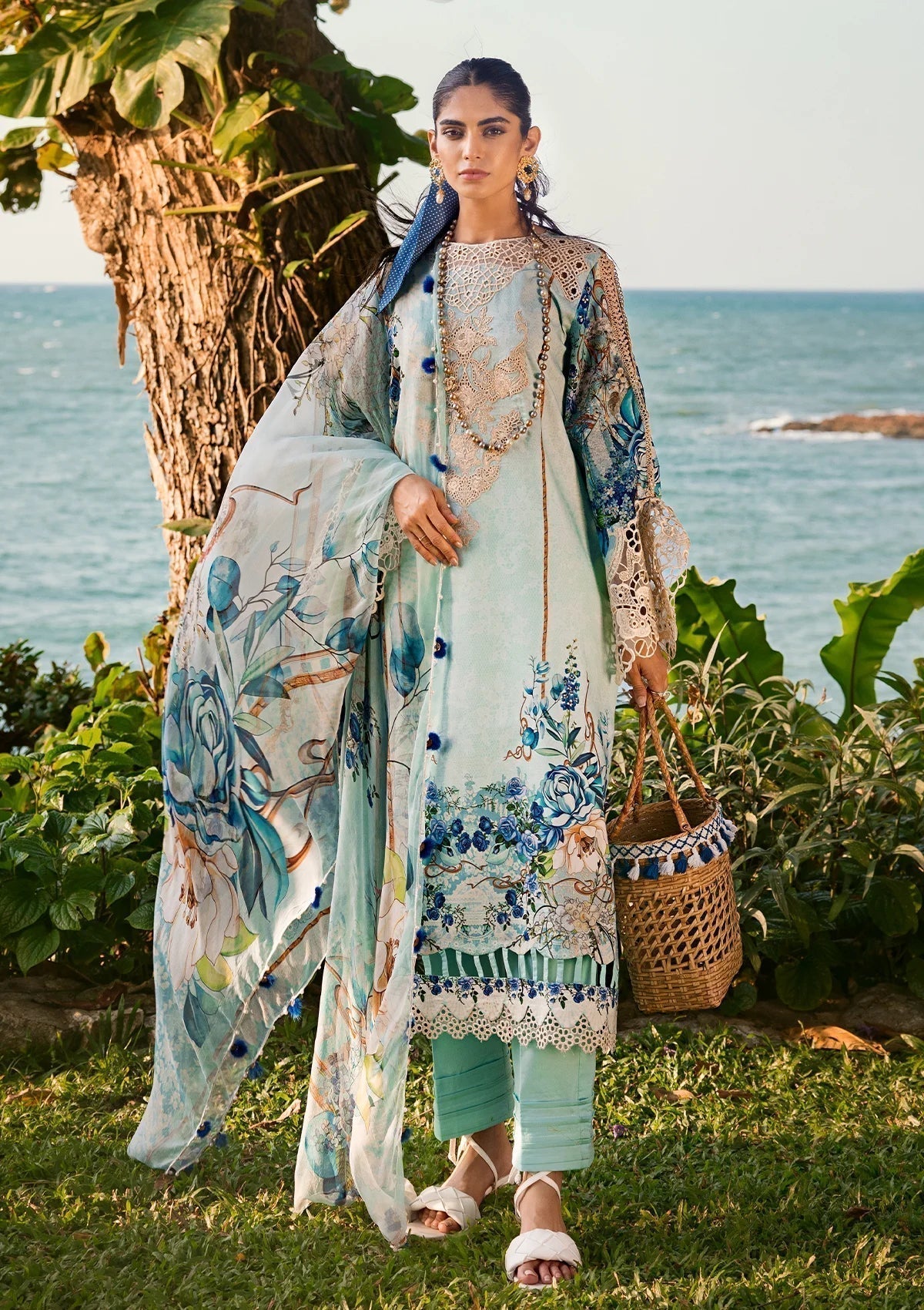 ELAF Signature Embroidered Lawn 3Pc Suit ESL-07B HEAVEN'S MIST