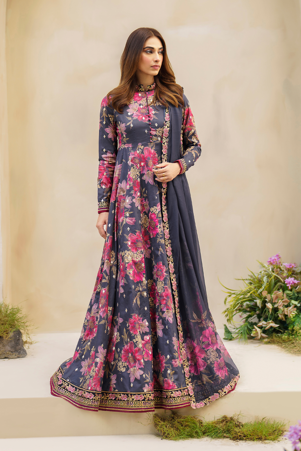 Iznik | Exclusive Lawn | SFL-12 EMBROIDERED LAWN
