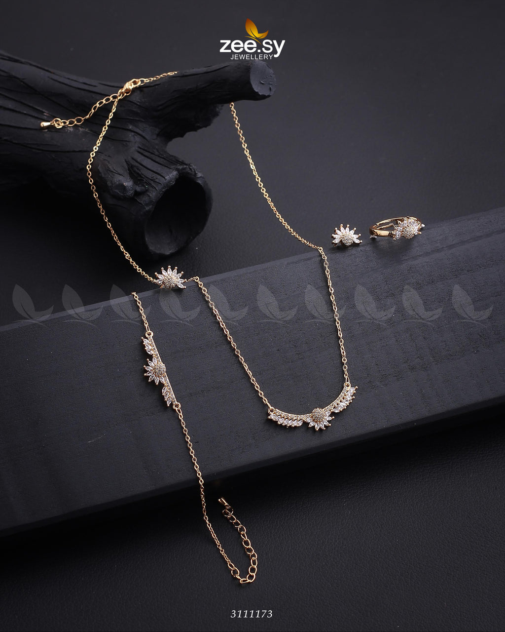 Sparrow Pendant - Libasekhas