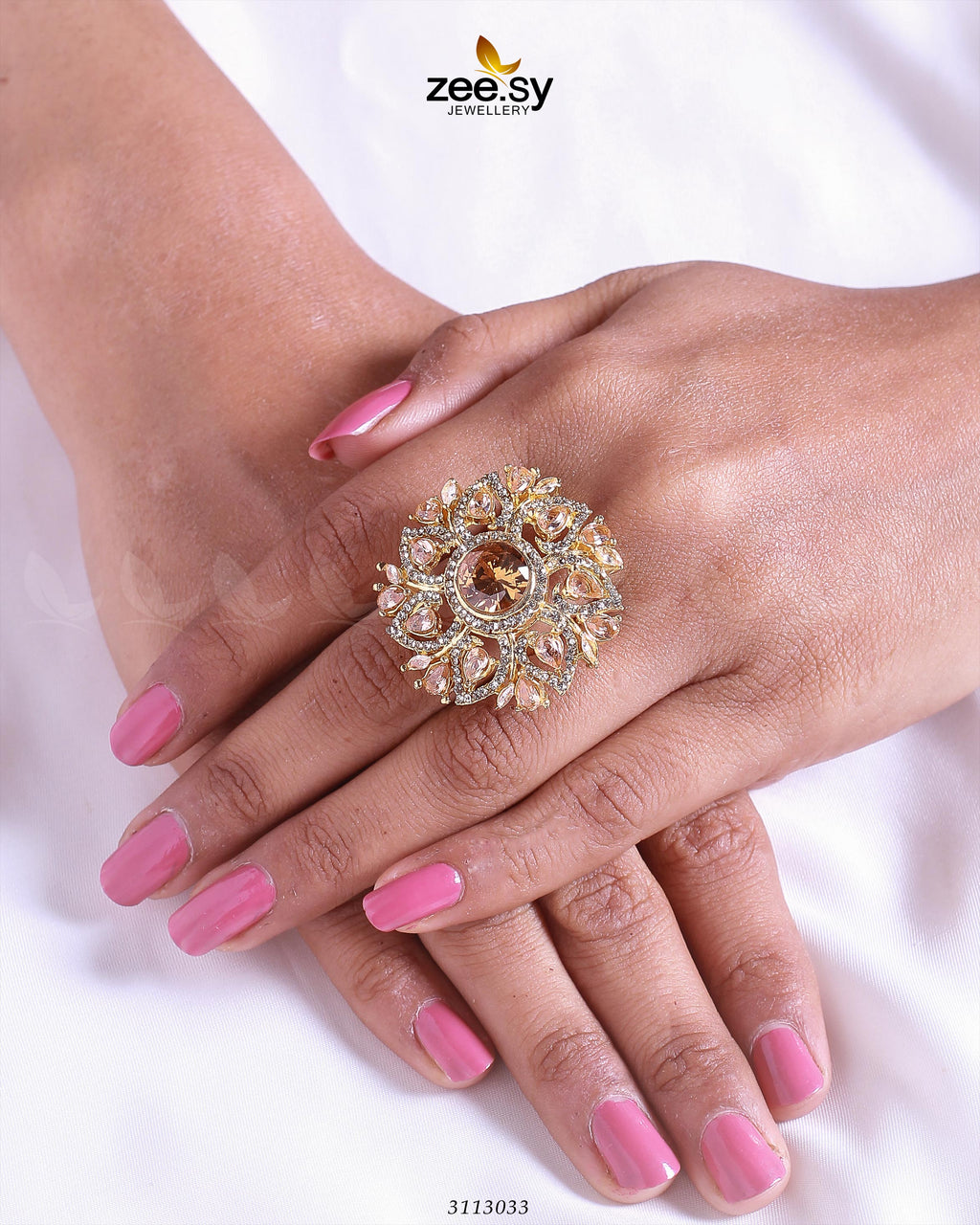 Emma Rings - Libasekhas