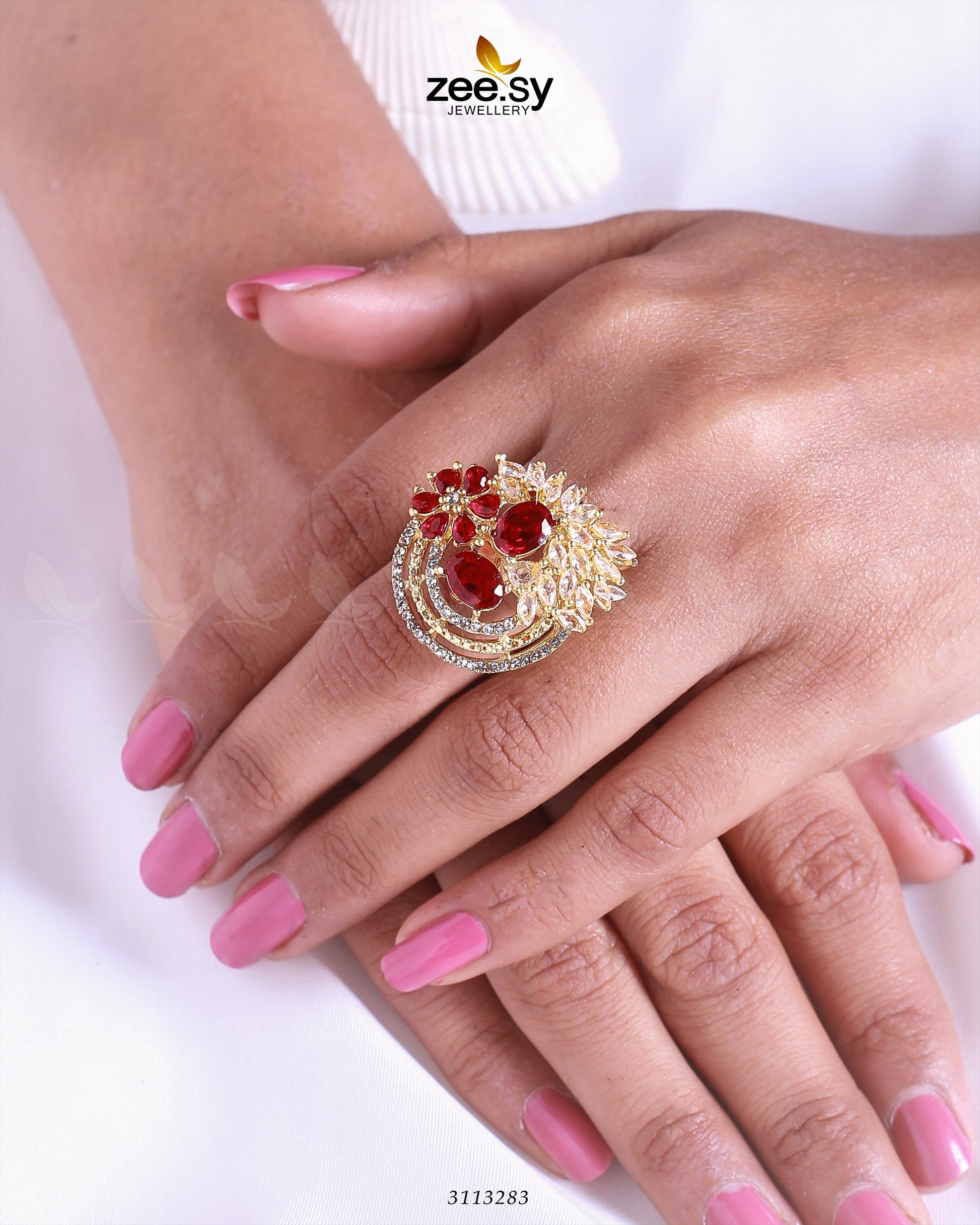 Zoya's Ring - Libasekhas
