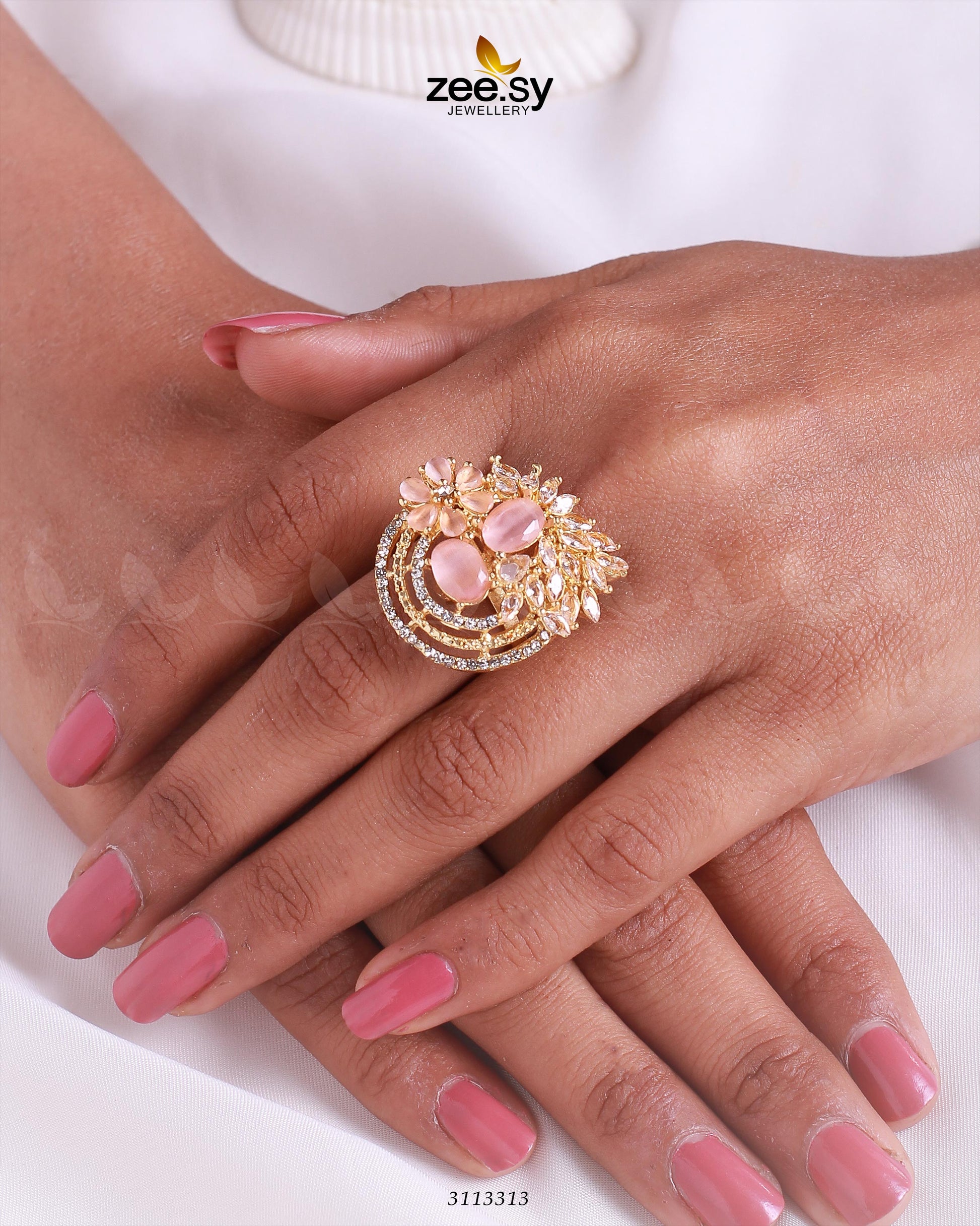 Zoya's Ring - Libasekhas