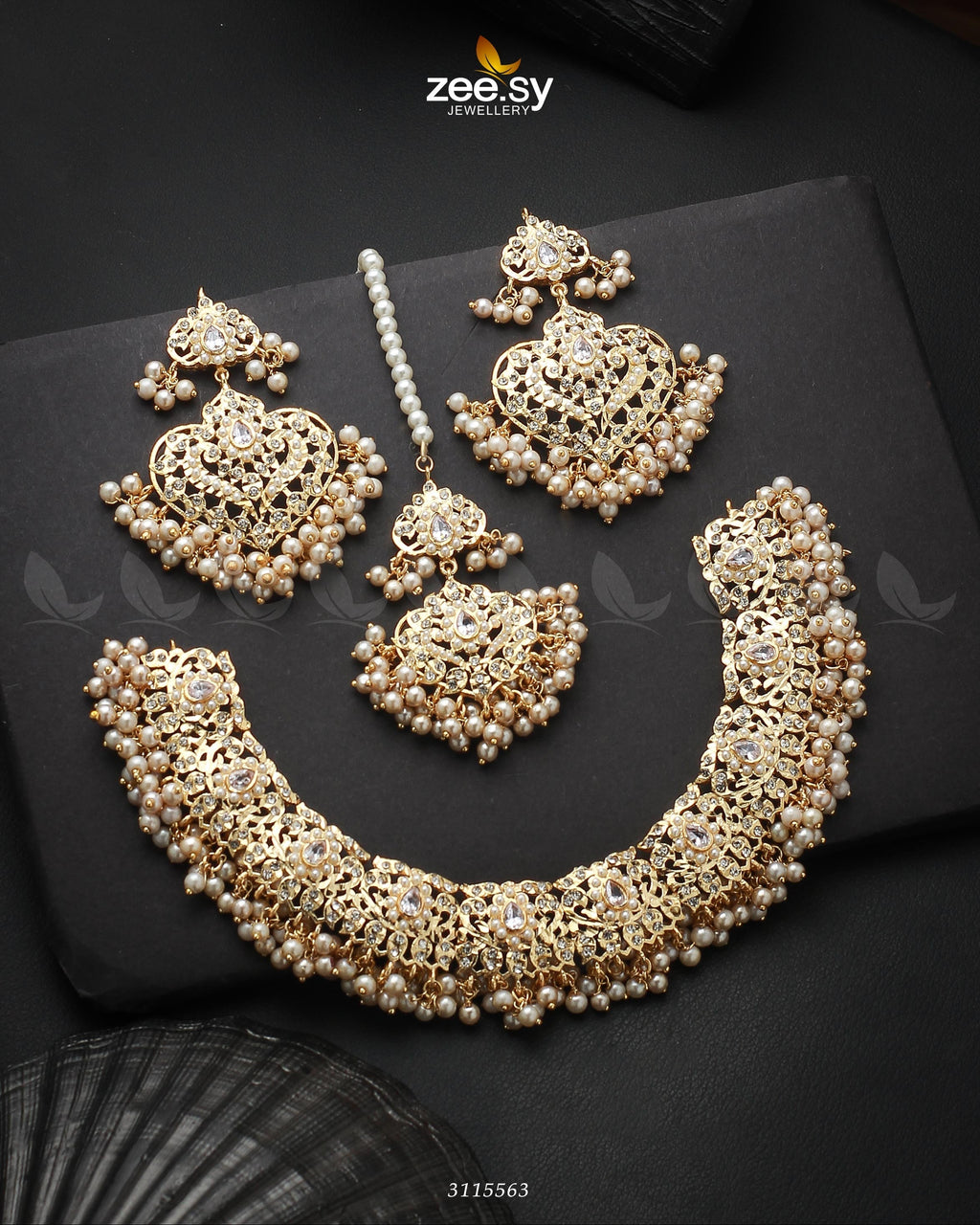 Gracious Necklace Set - Libasekhas