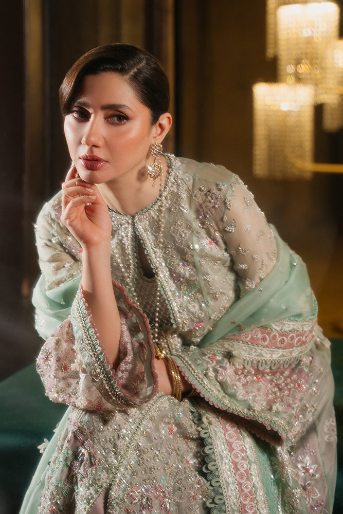 Suffuse | Freeshia Wedding Formals | MEHTAB