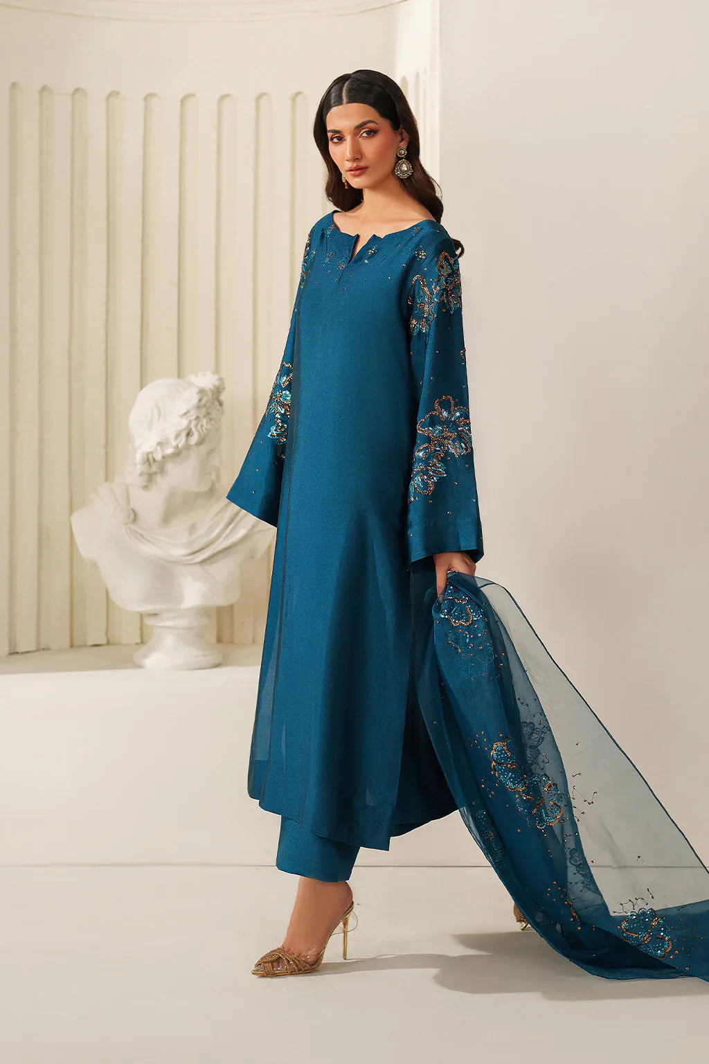 Iznik | Festive Formals | UE-616 Embroidered Ramen Silk