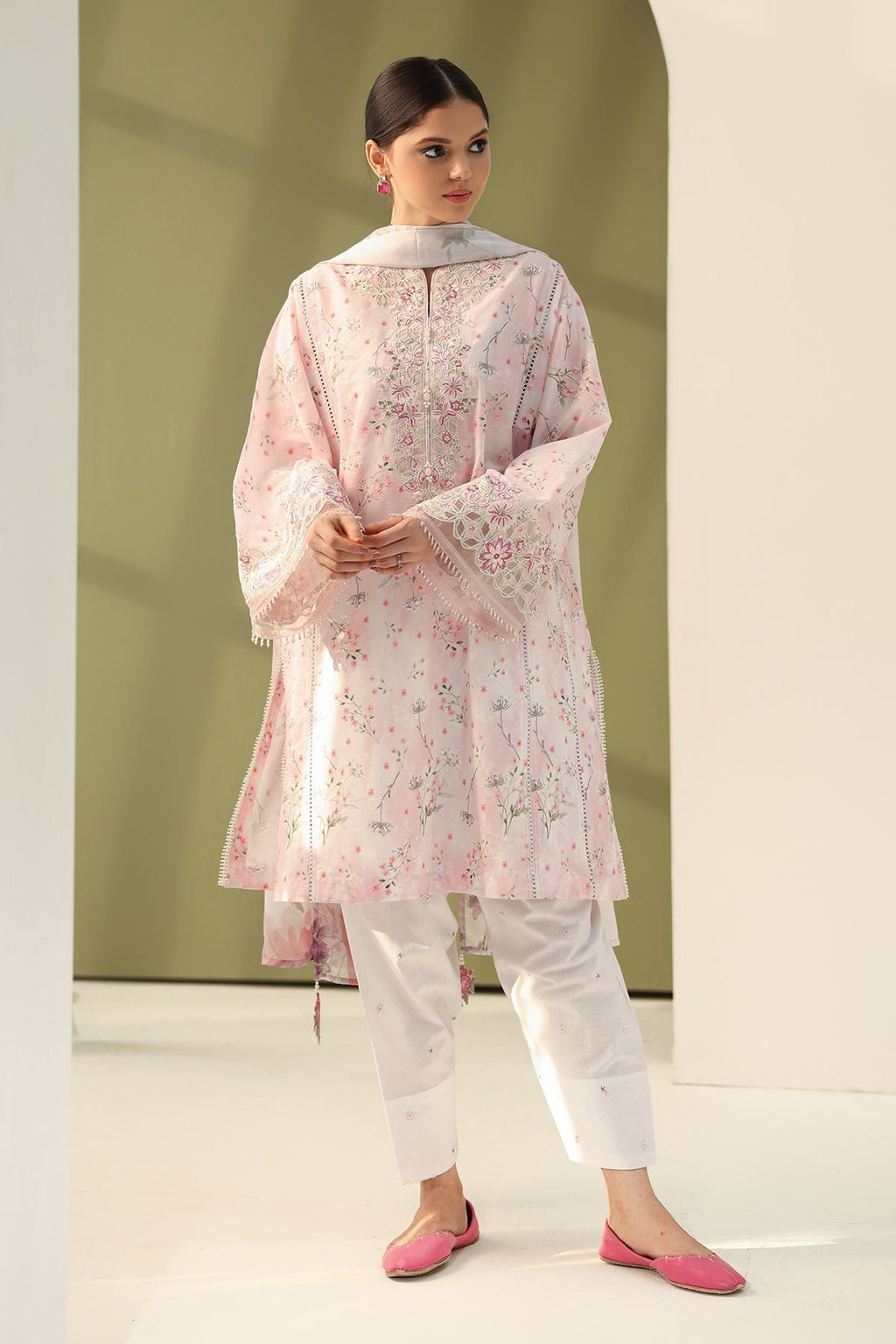 Baroque | Eid Printique | EMBROIDERED PRINTED LAWN UF-4180