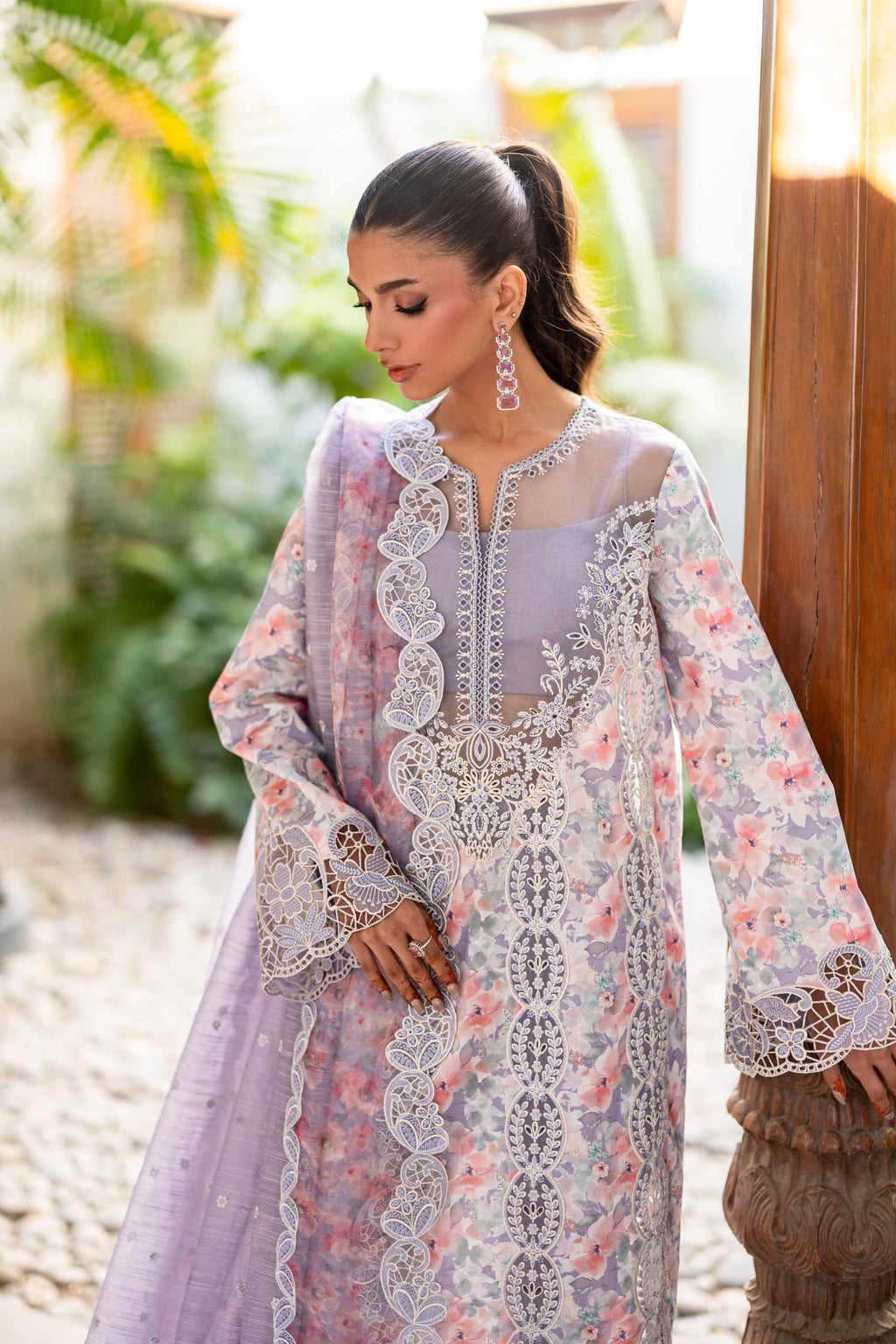 Akbar Aslam | Pret Lawn | Linea