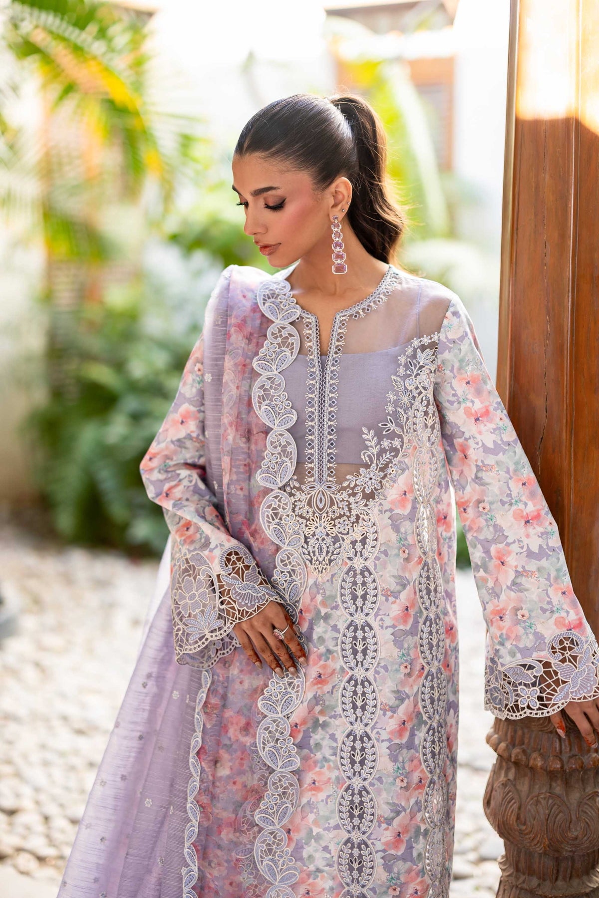Akbar Aslam | Pret Lawn | Linea