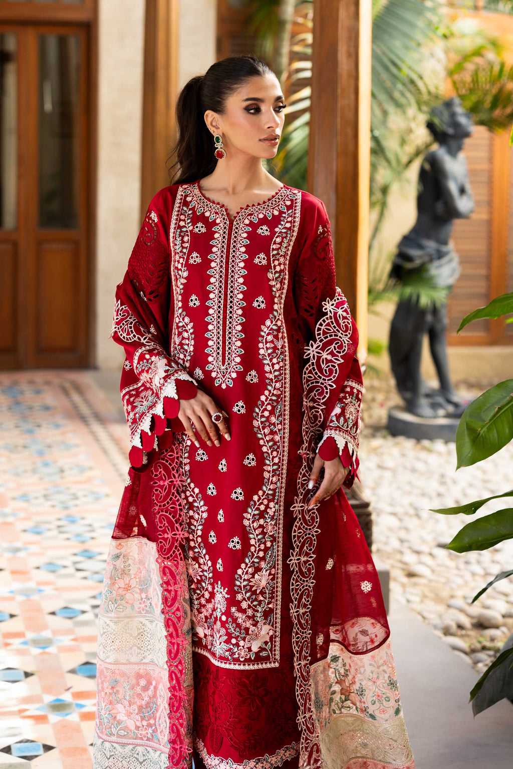 Akbar Aslam | Pret Lawn | Noeva