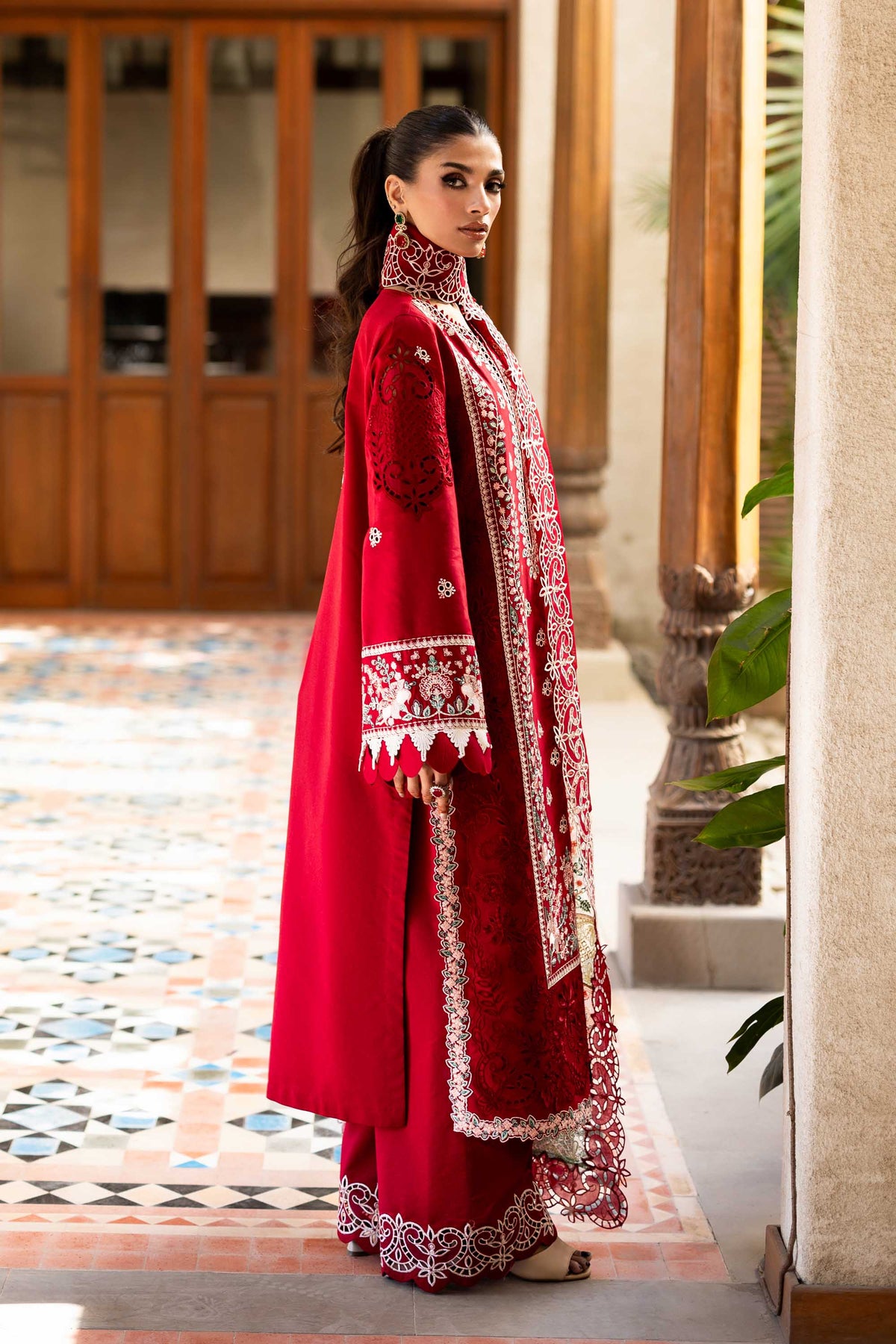 Akbar Aslam | Pret Lawn | Noeva
