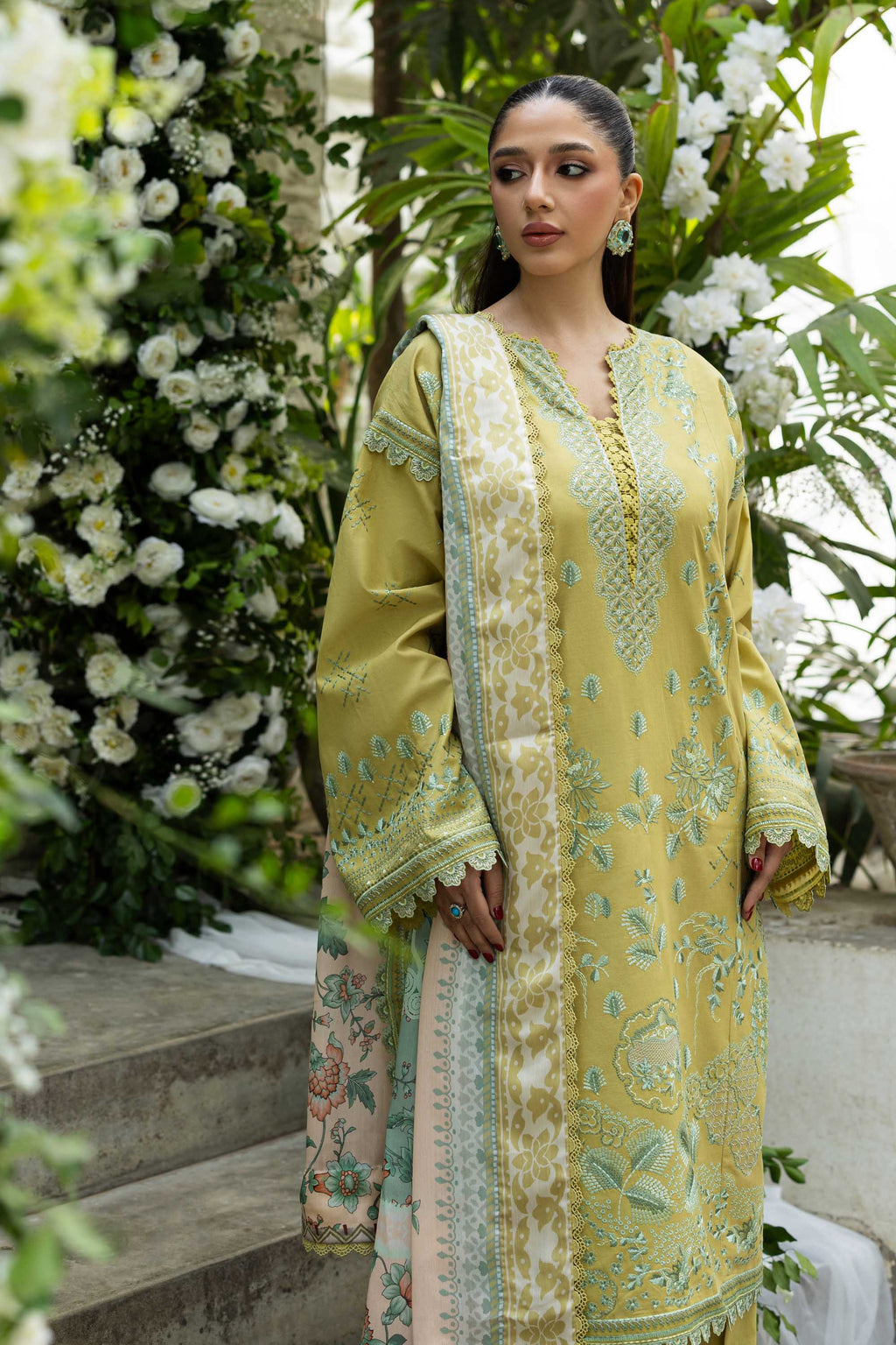 Akbar Aslam | Pret Lawn | Elysia