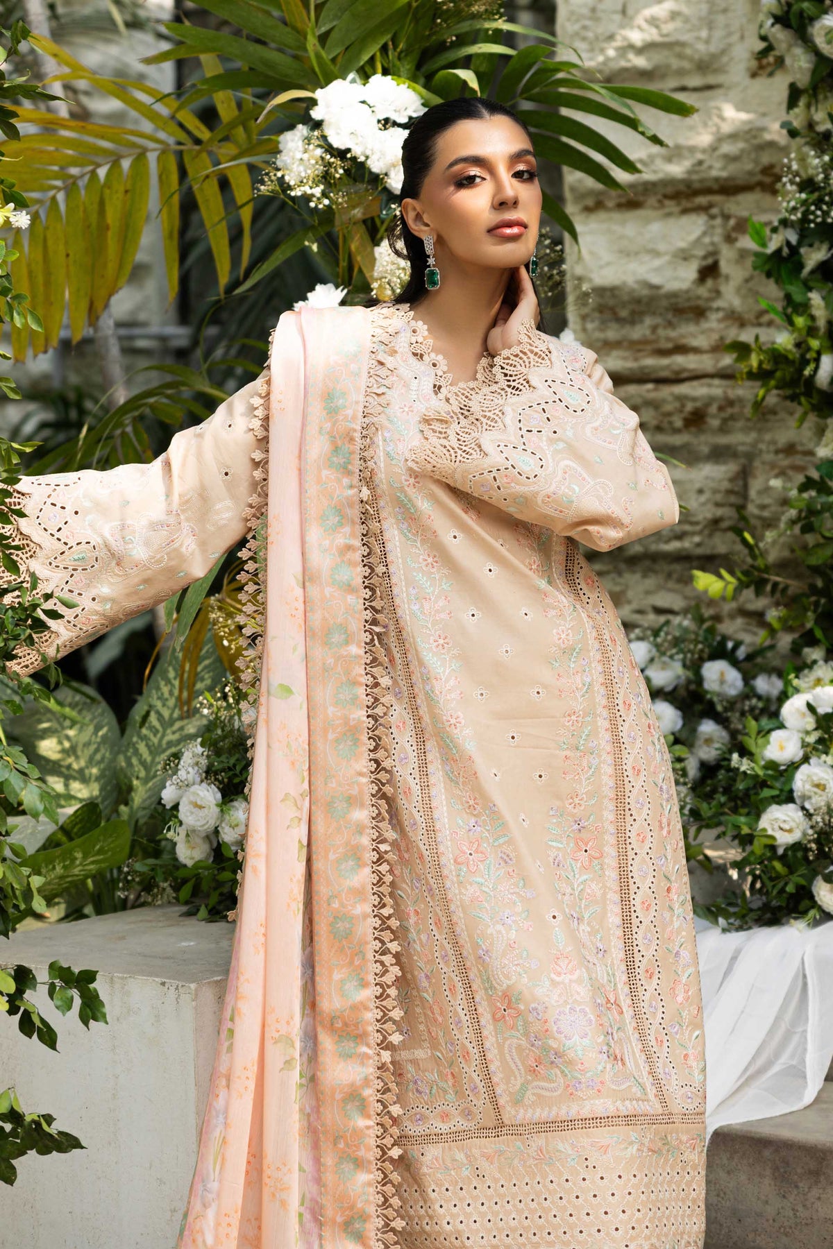 Akbar Aslam | Pret Lawn | Odette