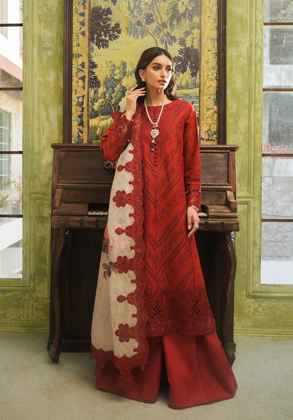 Zarqash | Tresor Luxury Lawn 24 | ZQT 007 ROSALINE - Riwayat-e-khas