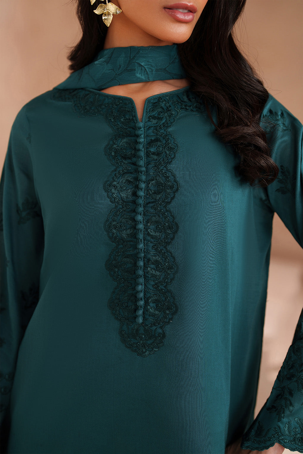 Iznik | Ramadan Edit | UE-594  Embroidered Lawn