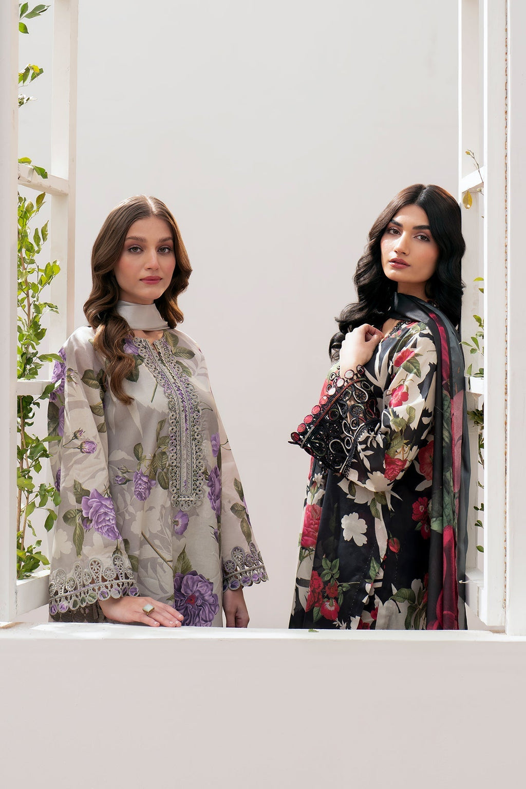 Baroque | Embroidered Lawn | SF-532
