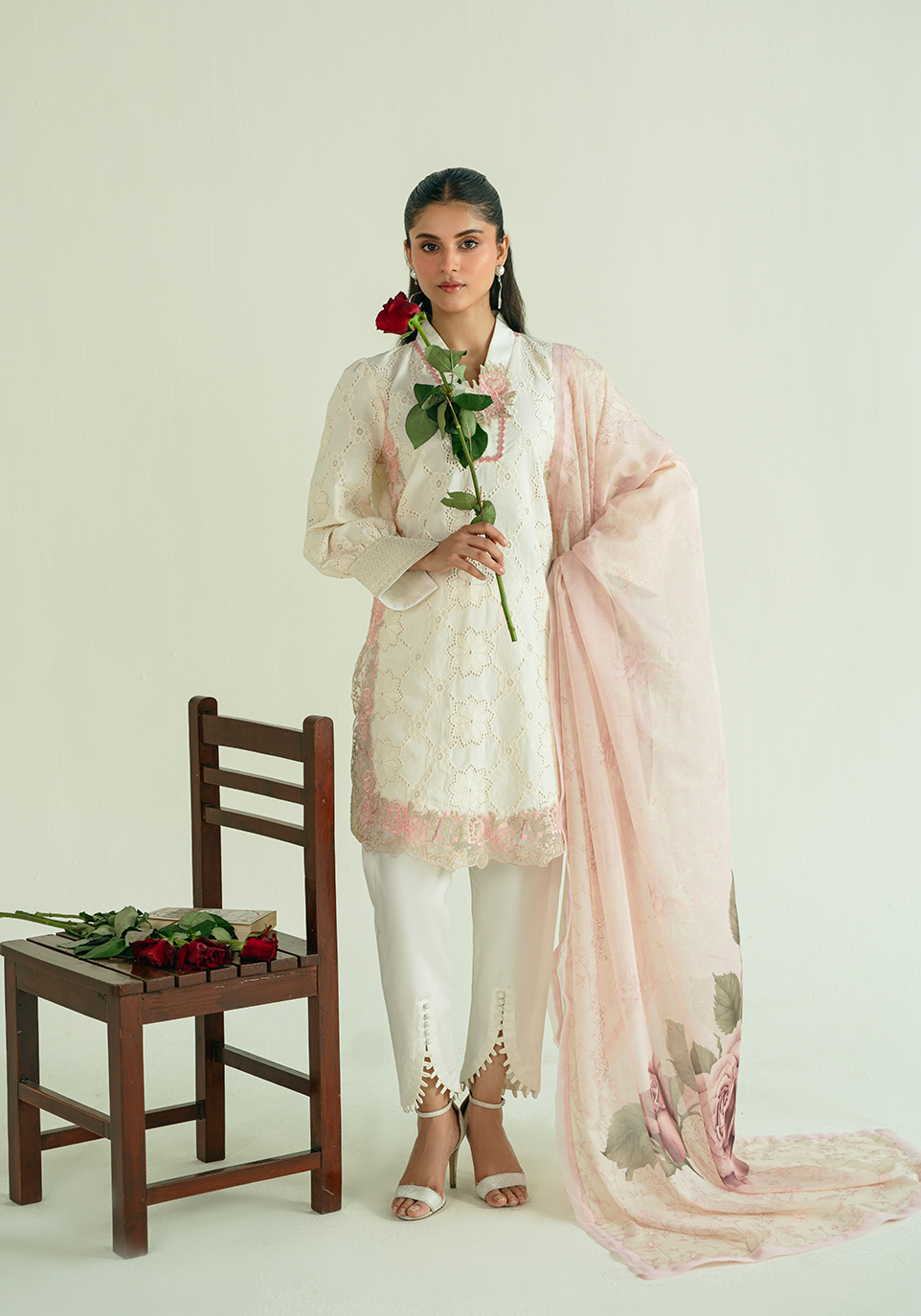 Zarqash | Whispers of Summer | IVORY POISE