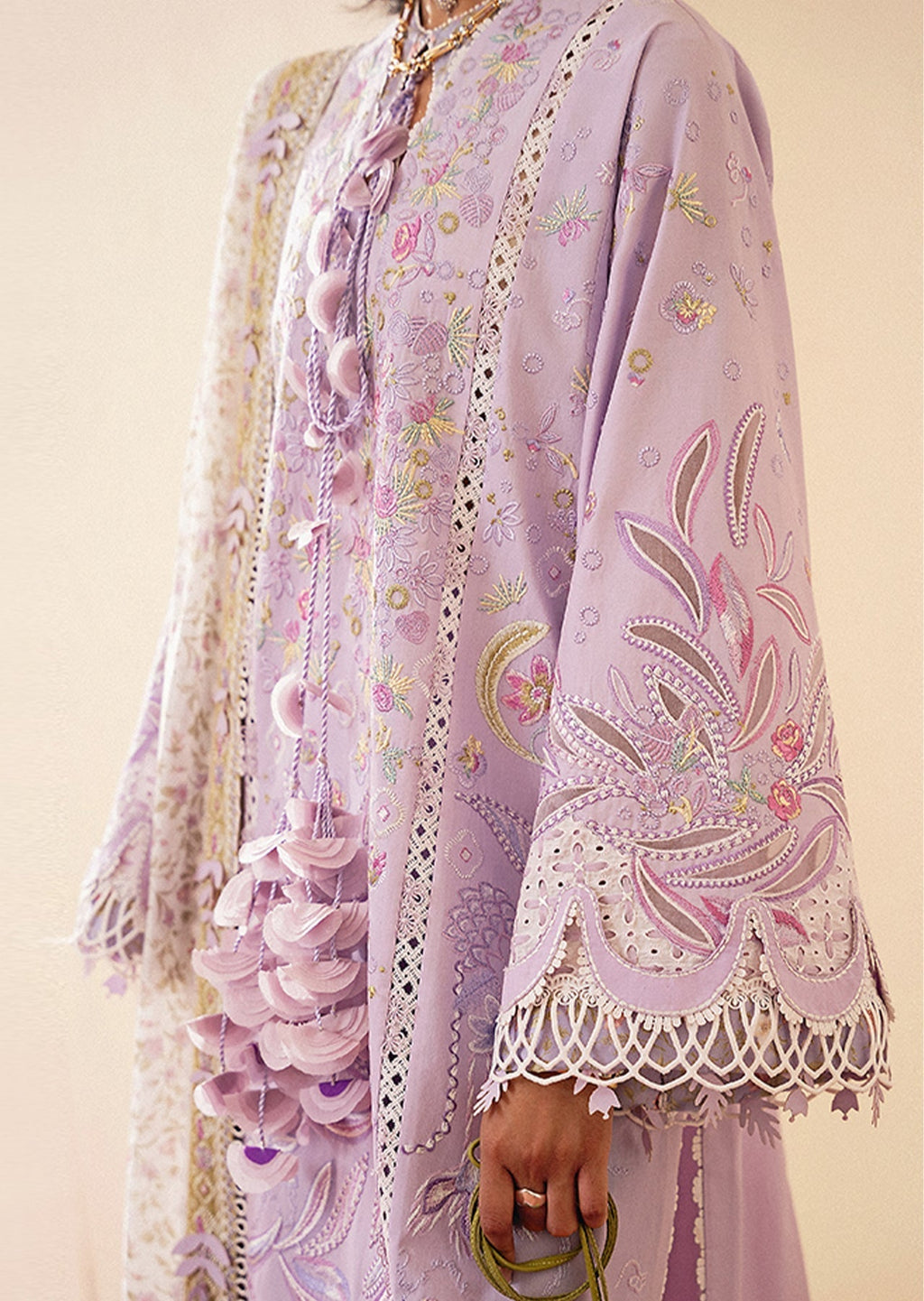 Suffuse | Luxury Lawn 25 | YASMIN