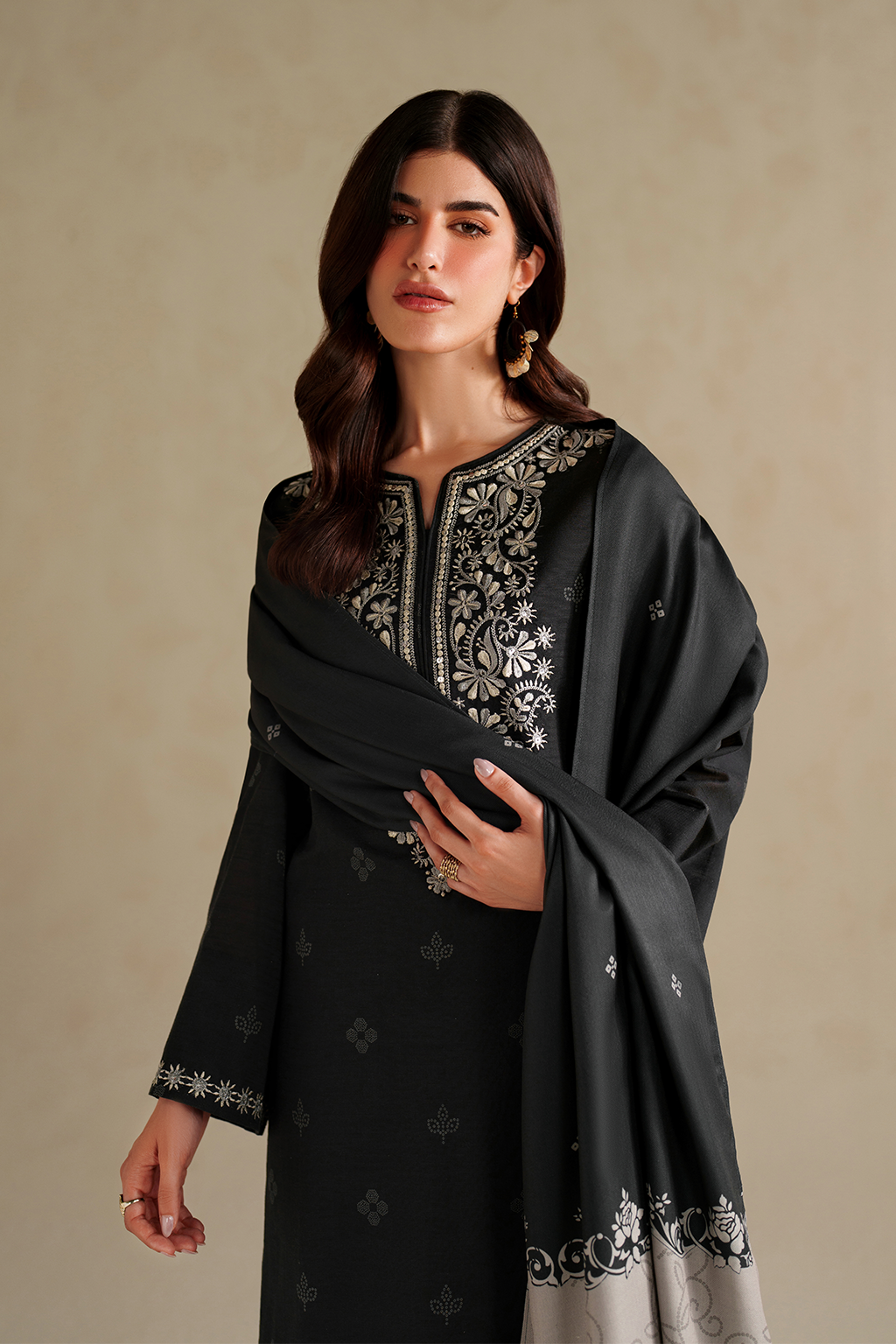Iznik | Winter Chapter 25 | UE-591 Printed Khaddar