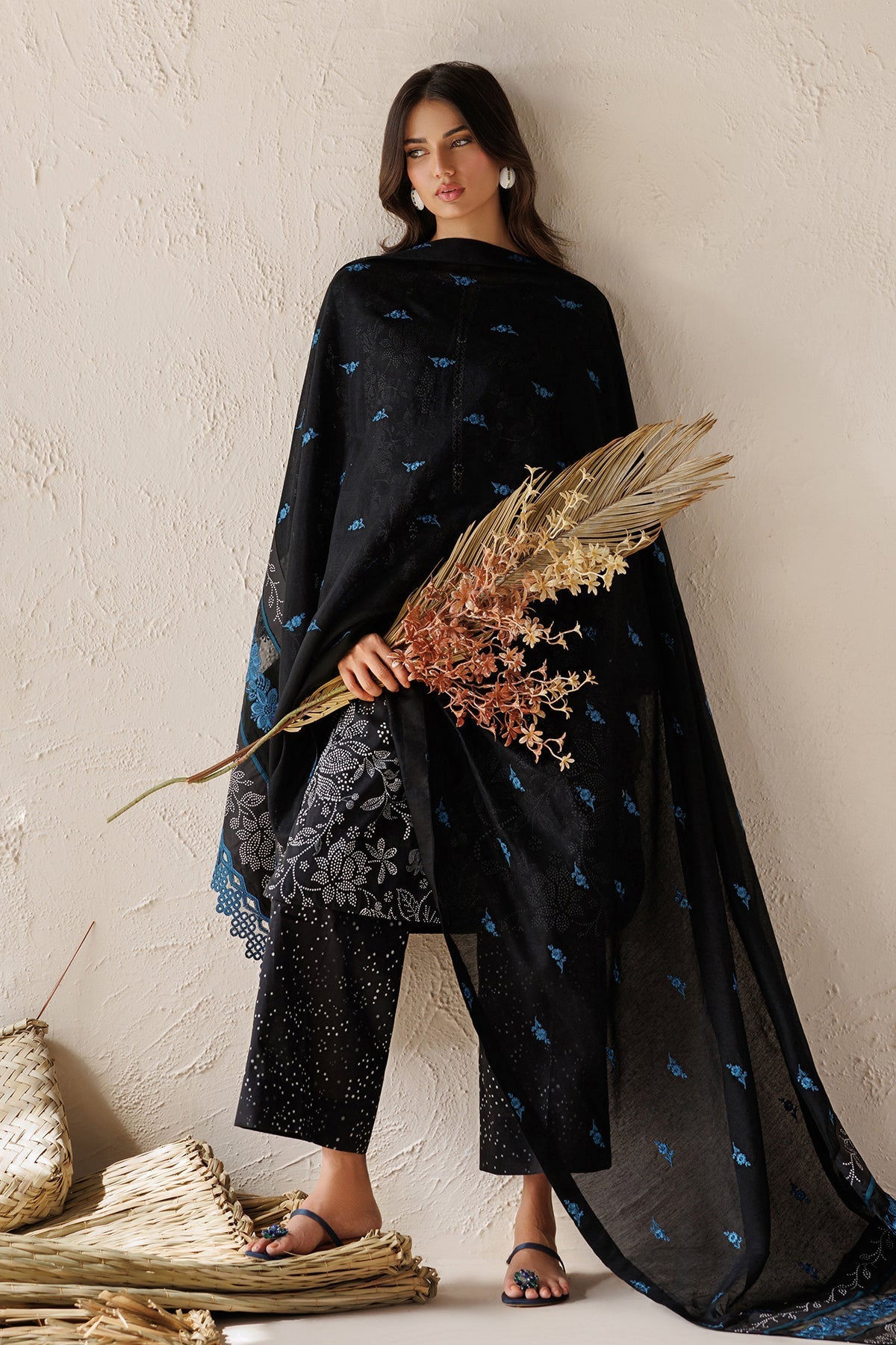 Baroque | Embroidered Lawn | SF-4518