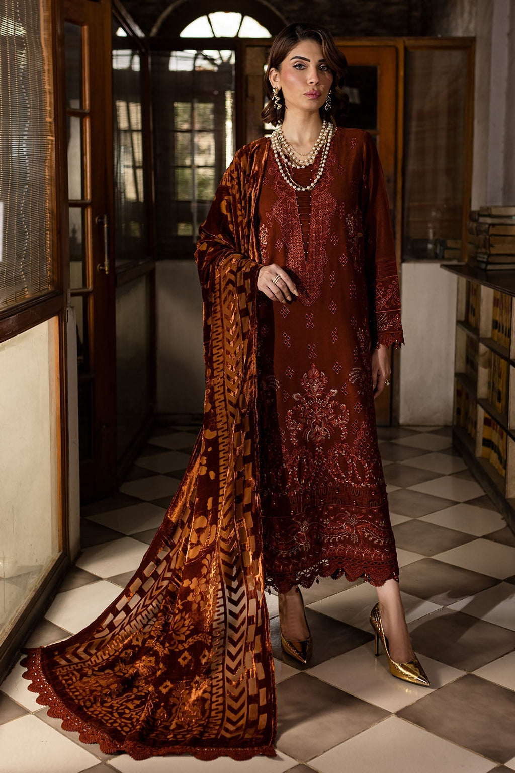 Nureh | Exclusive Shawls |  NE-120
