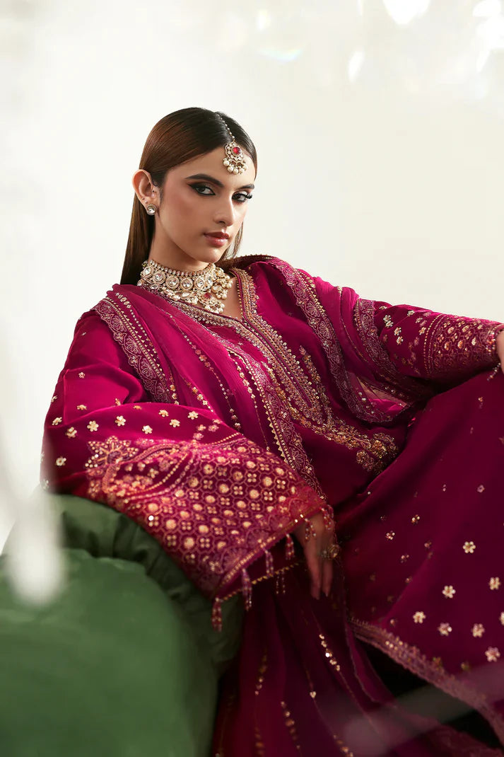 Emaan Adeel | Zarposh Velvet Collection | SHAHNAZ
