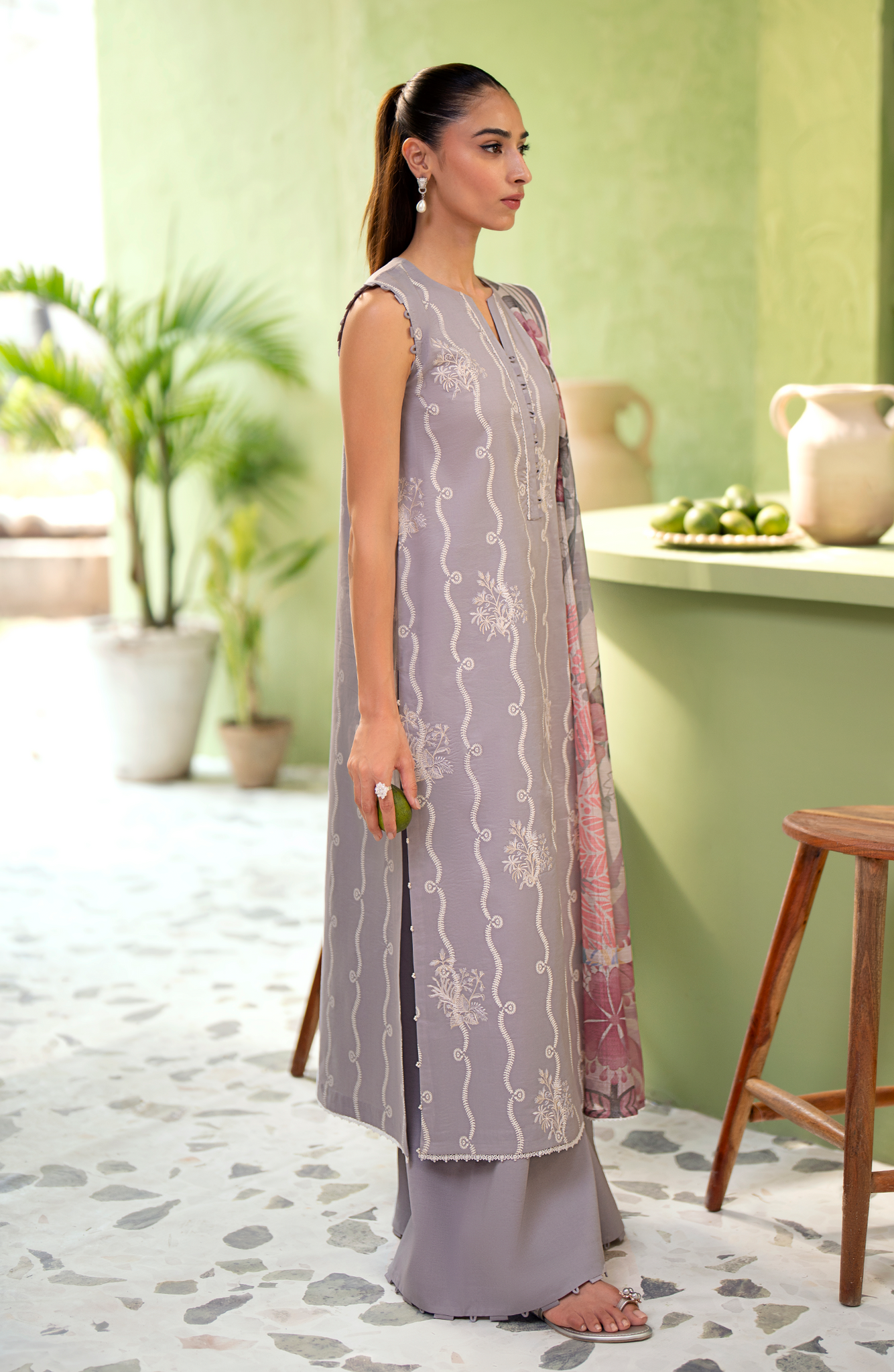 Seran | Artisan Lawn 25 | GRIS - Riwayat-e-Khas