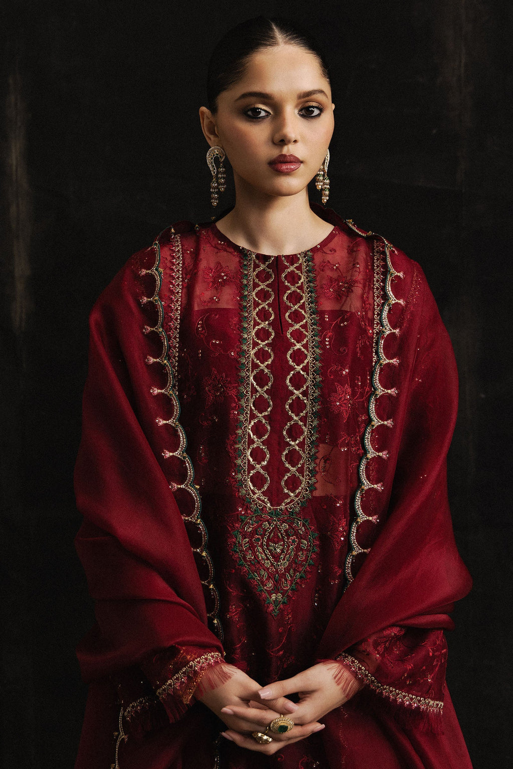 Zara Shahjahan | Studio Portraits | Baila