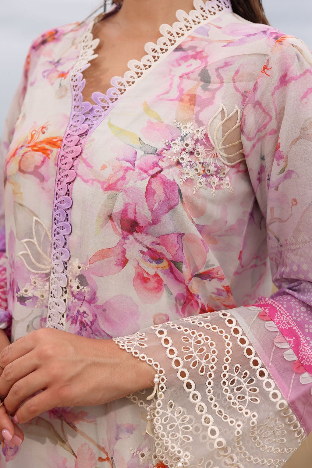 Nureh | Gardenia Embroidered Lawn 25 | NSG-172