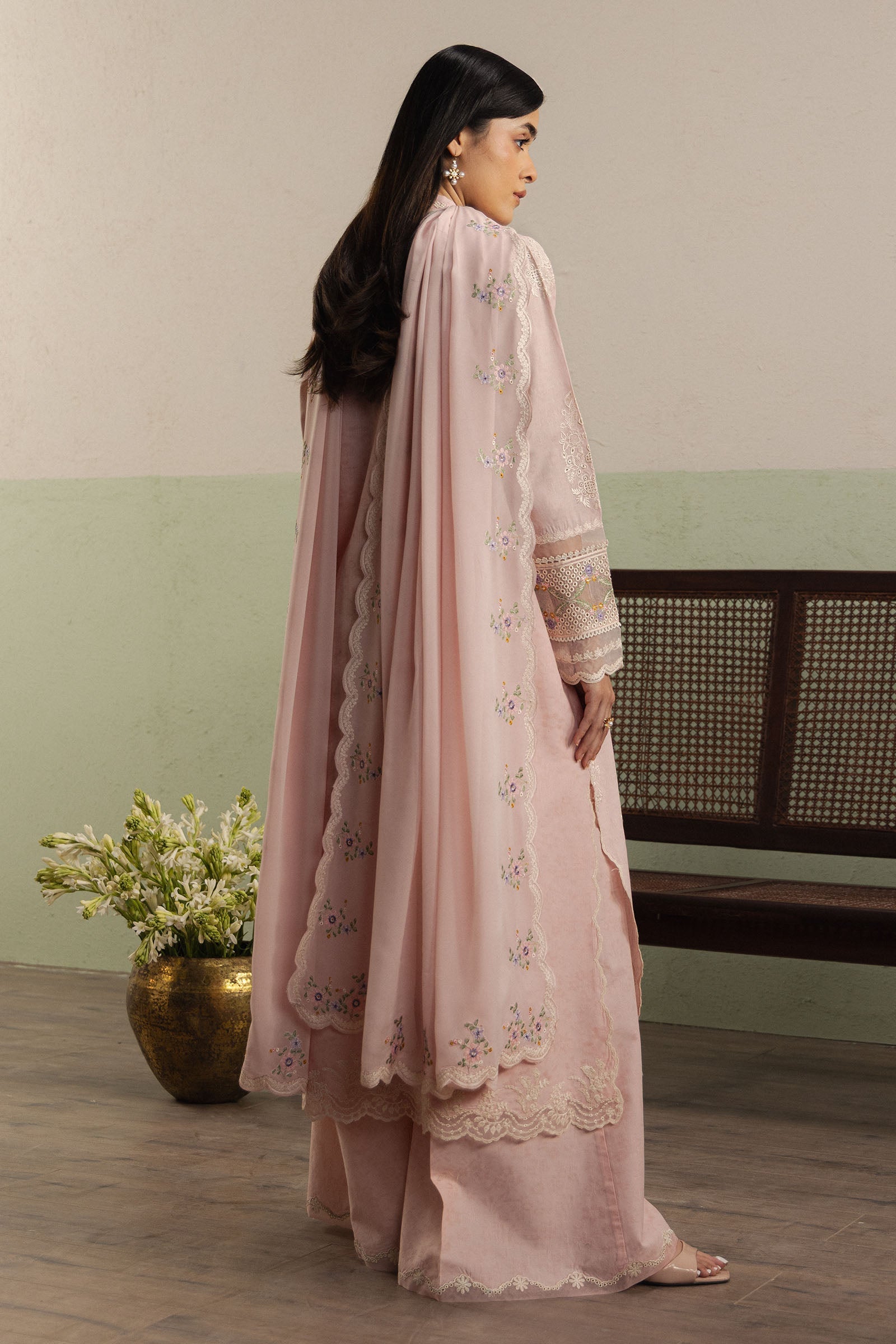Zara Shahjahan | Eid Pret 2026 | Laraib