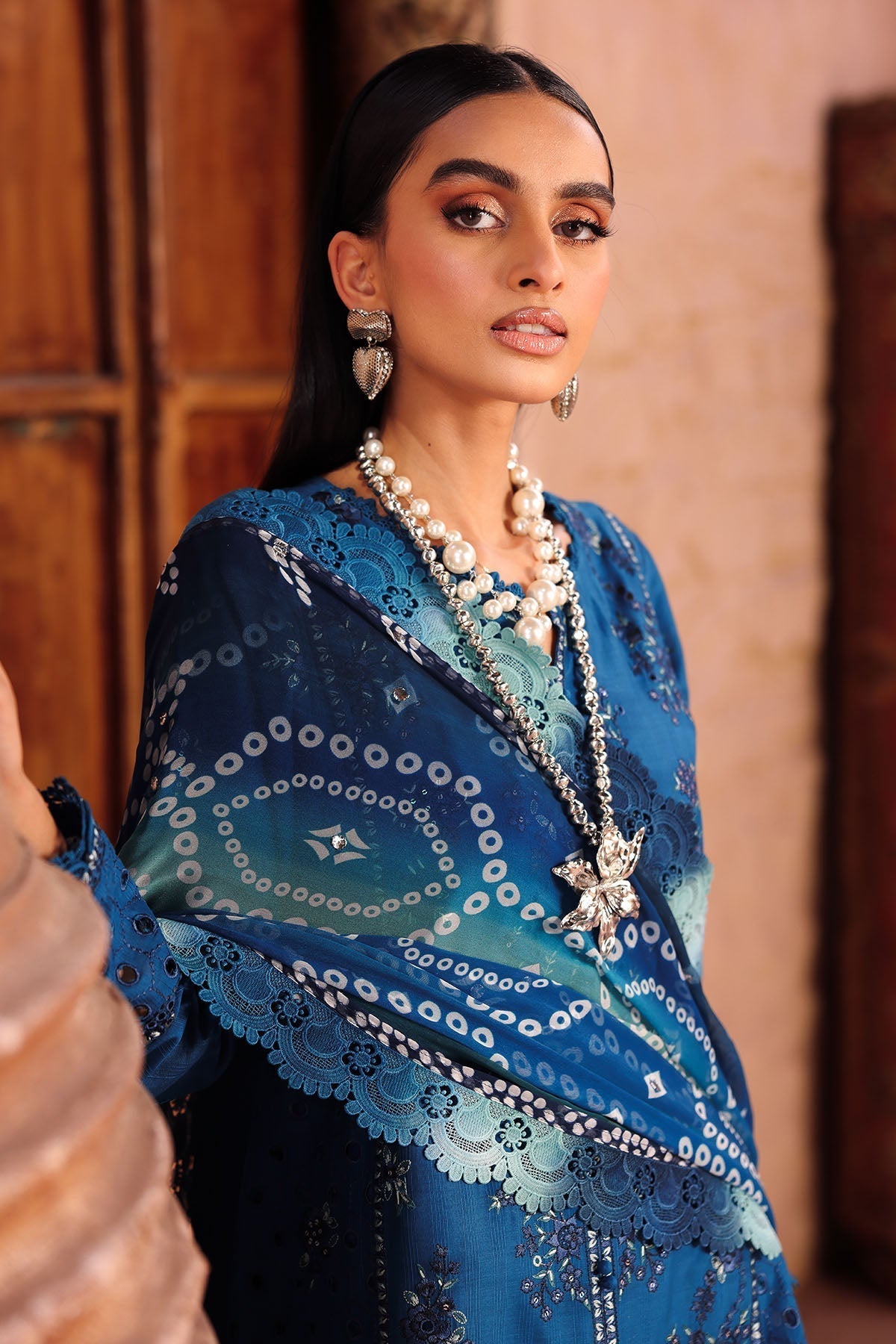 Nureh | Bazaar Lawn | NE-160