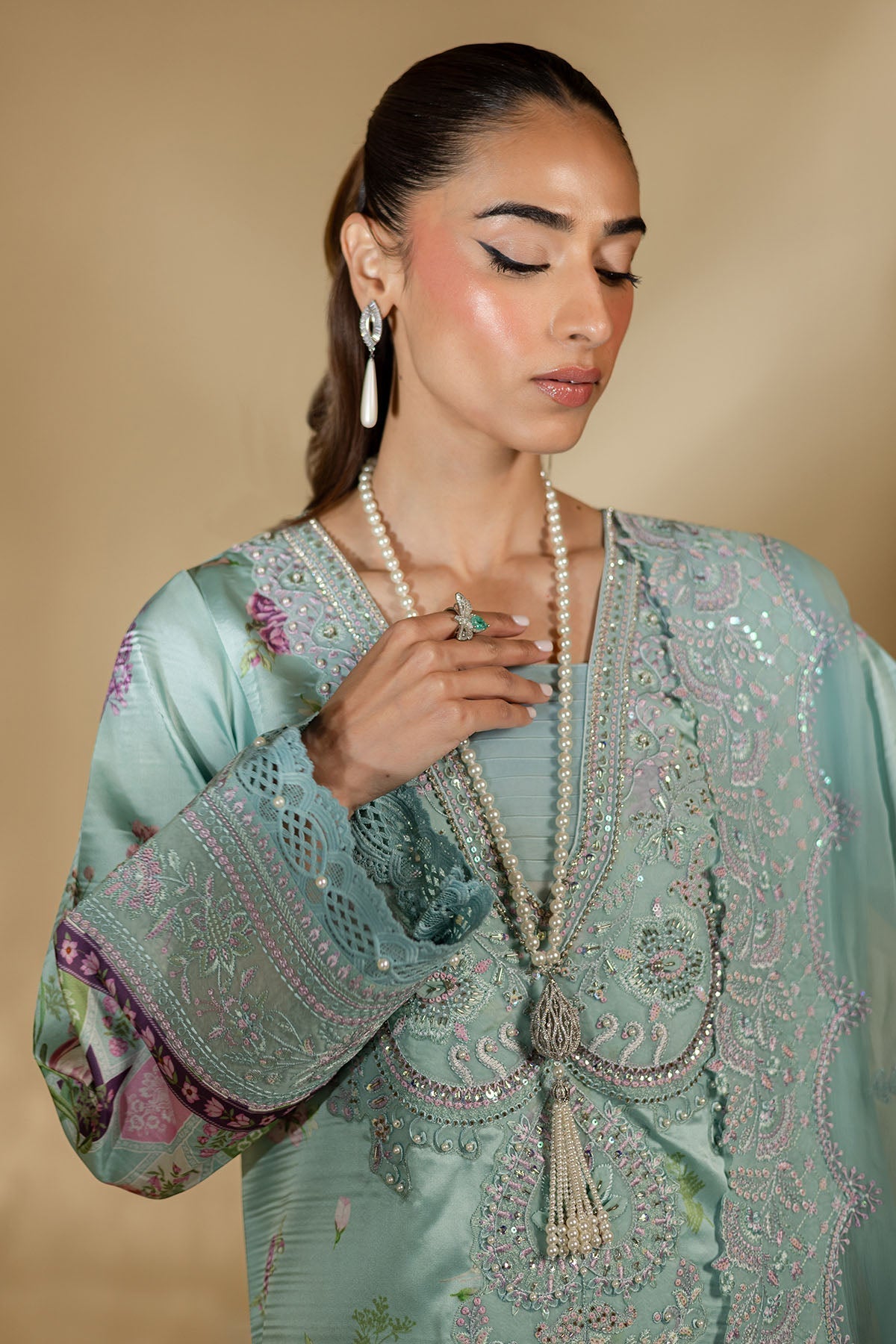 Nureh | The Silk | S - 21