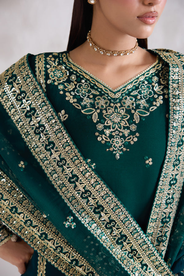 Farasha | STITCHED FORMALS ’26 | Gold Radiance
