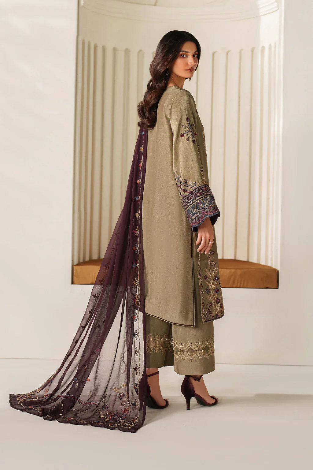 Iznik | Festive Formals | UE-614 Embroidered Ramen Silk