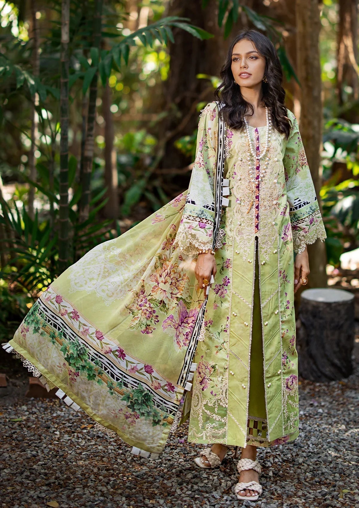 ELAF Signature Embroidered Lawn 3Pc Suit ESL-03B CLARISSE