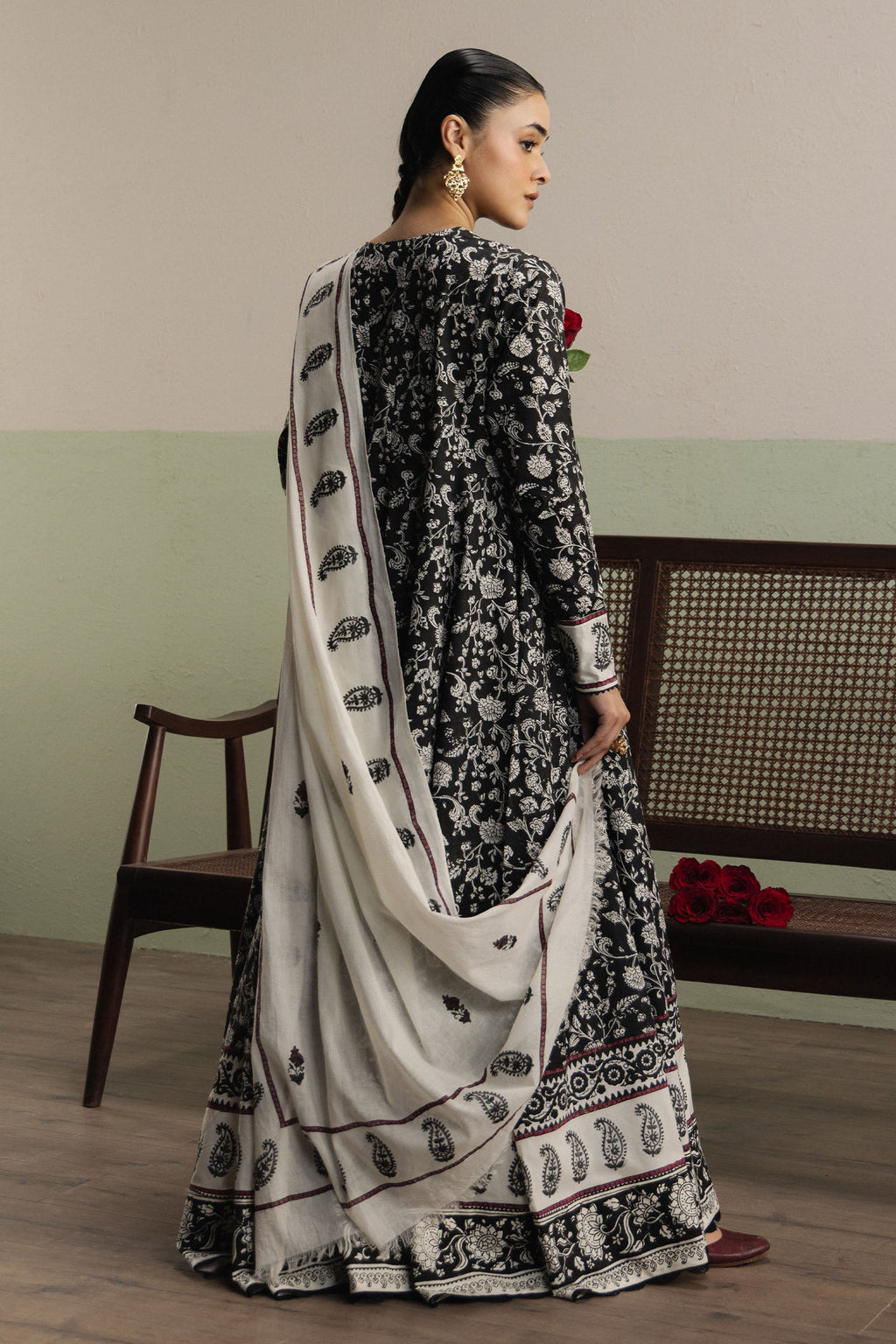 Zara Shahjahan | Eid Pret 2026 | Roshni