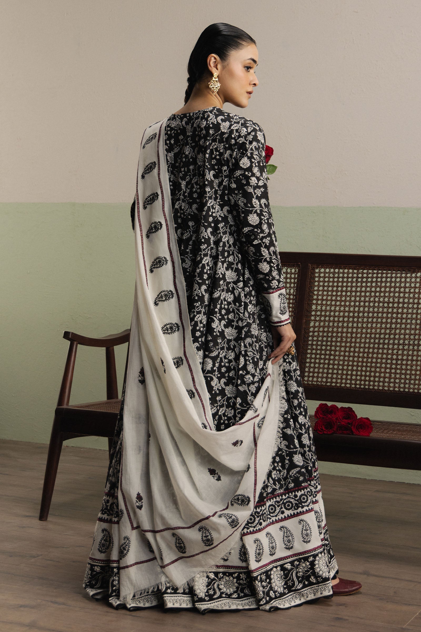 Zara Shahjahan | Eid Pret 2026 | Roshni