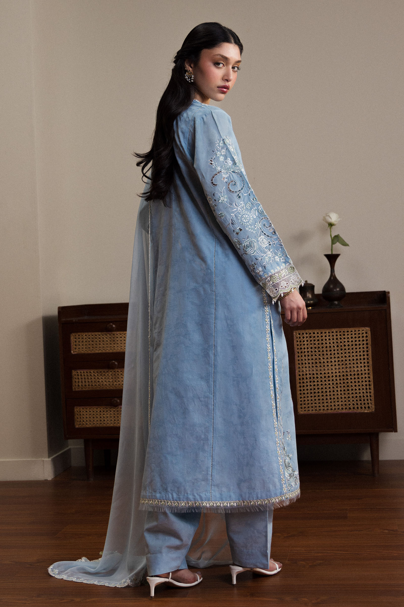 Zara Shahjahan | PRET EID II 2026 | MEHRAB